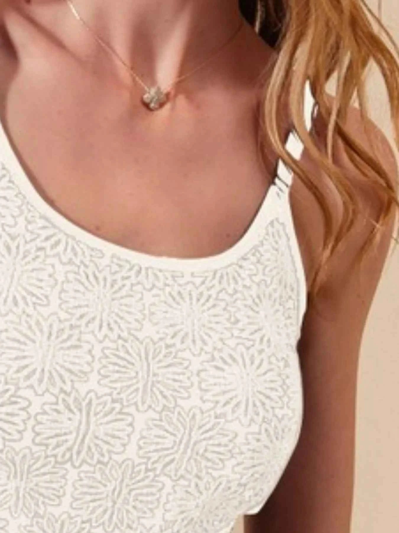 SO ME Two Tone Floral Seamless Tank Top 033d12b8-bbcb-4228-b07b-8e283ea232b6-Max-Origin