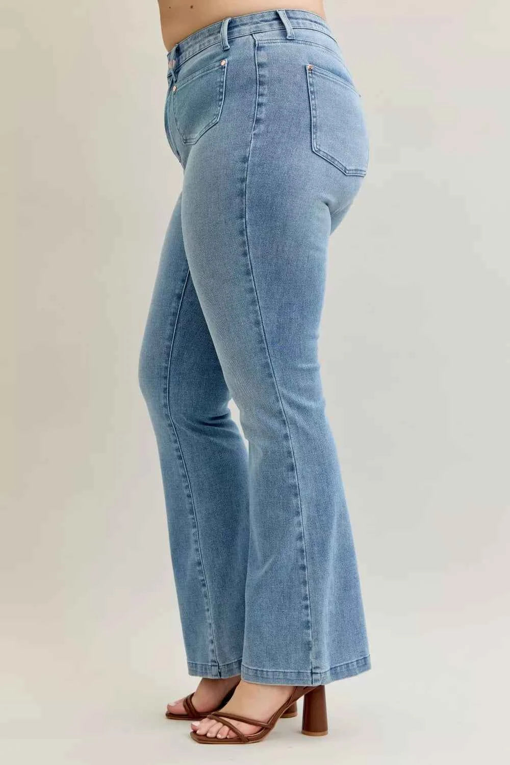 Judy Blue Full Size Mid Rise Bootcut Jeans with Contrast Wash & Front Patch Pockets Plus Size 035e2d52-fb7c-4b4b-8ee6-04f0c5583cd3-Max-Origin