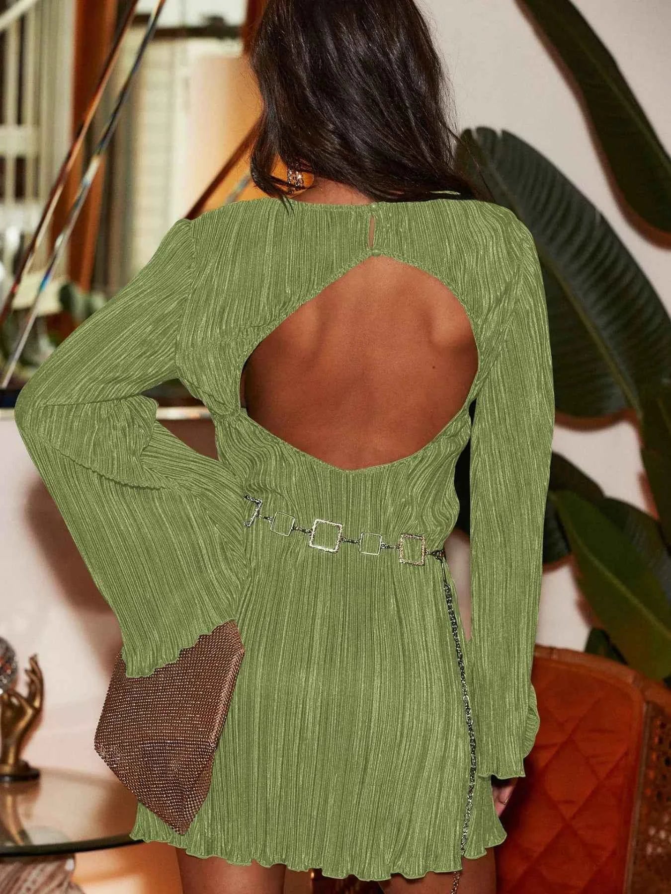Cutout Back Flare Sleeve Dress 037b4820-107a-4aaf-8e54-f5b24674fd77-Max-Origin