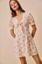 SO ME Floral Lace Trimed Short Sleeves Mini Dress 03a611eee5fc44c5b5551aed0886e9b7-Max-Origin