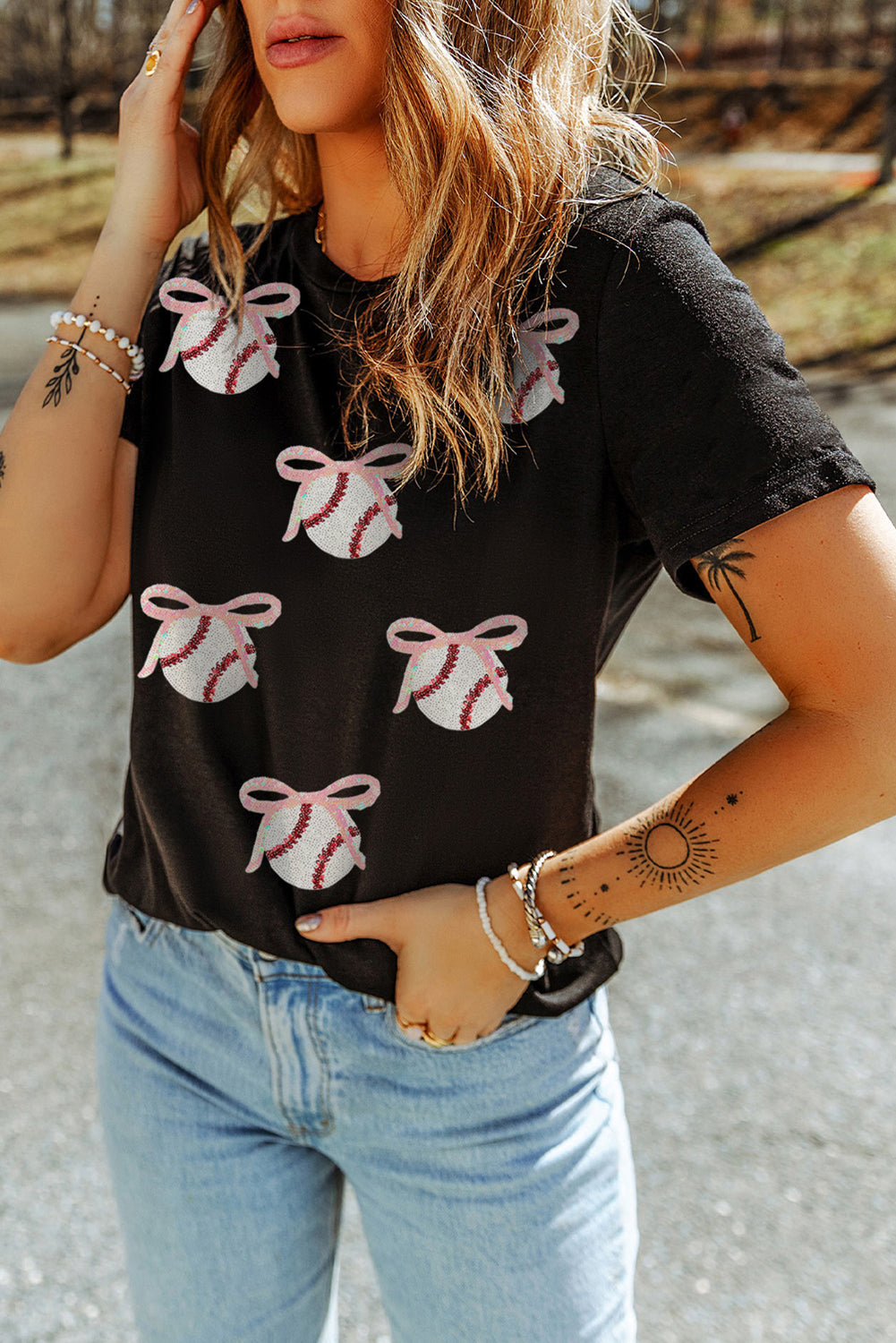 Black Shimmering Sequin Bow Ball Patterned Game Day Casual Tee 03b624e0ecaa69c8