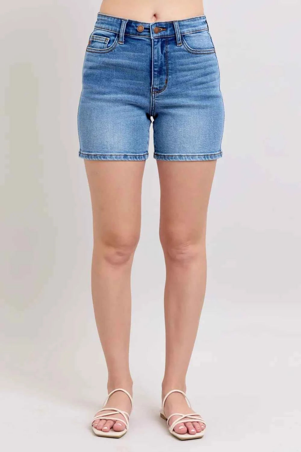 Judy Blue Full Size 2 Button Denim Shorts with Pockets Plus Size 03e251a3-54da-4ce7-b73f-c4d0b8499472-Max