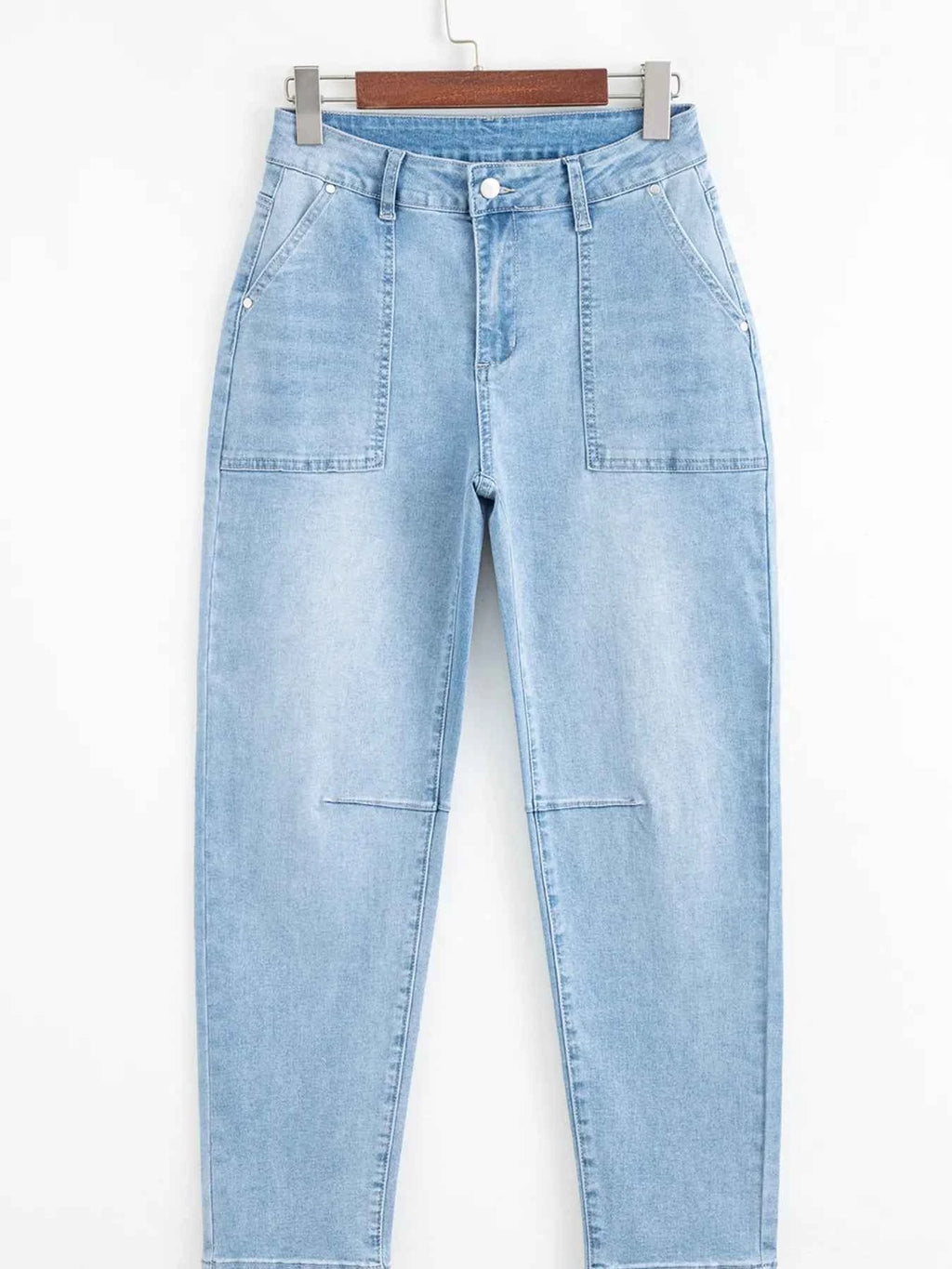 High Rise Barrel Relaxed Patch Pocket Jeans 040e0f57a41241c0a0c972085531af7b-Max-Origin