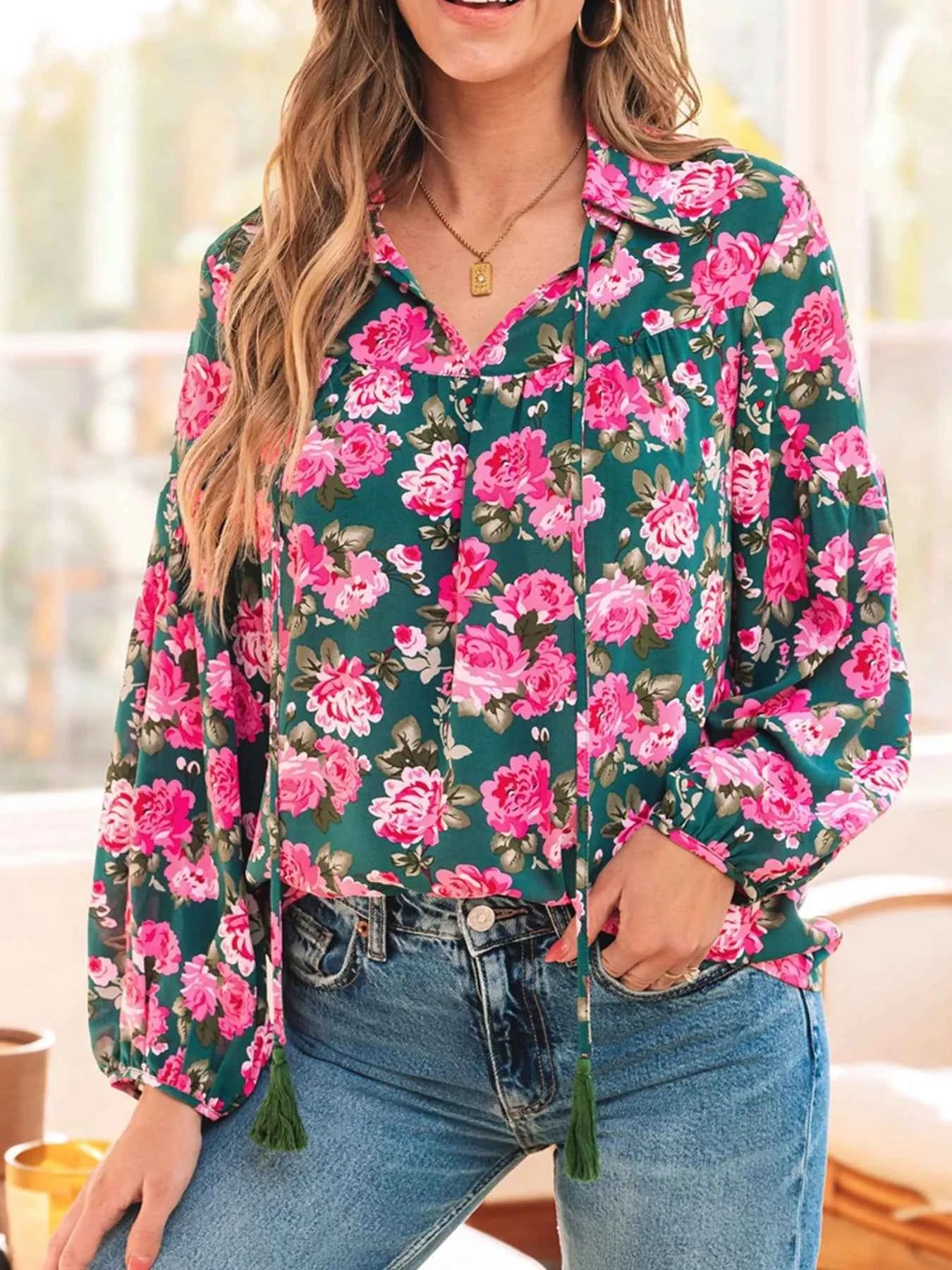 Floral Printed Tied Collar Puff Sleeve Blouse 040ea574-ab91-4ff1-b396-1d9e708d0d05-Max-Origin
