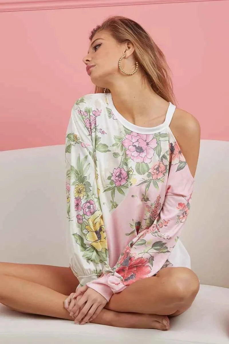 Floral Printed French Terry Color Block Top 04416cc93a3d485eb39d6cf88905694b-Max-Origin