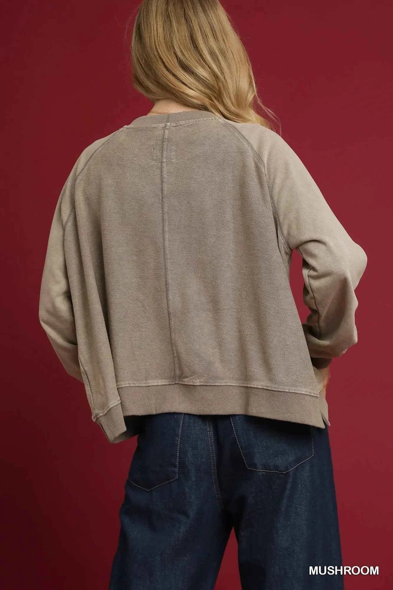 Umgee Mineral Wash French Terry Sweatshirt 04484b9b-33e8-46db-ad96-61c95f3c71d9-Max-Origin