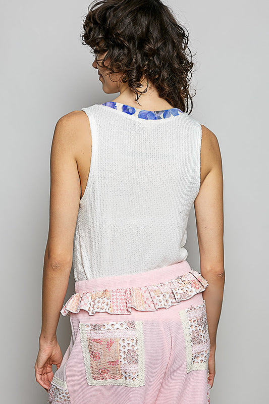 Ribbed V-Neck Tank with Contrast Floral Neckband 045af37d-3149-41c0-bfc8-43837fbe3c8e-Max