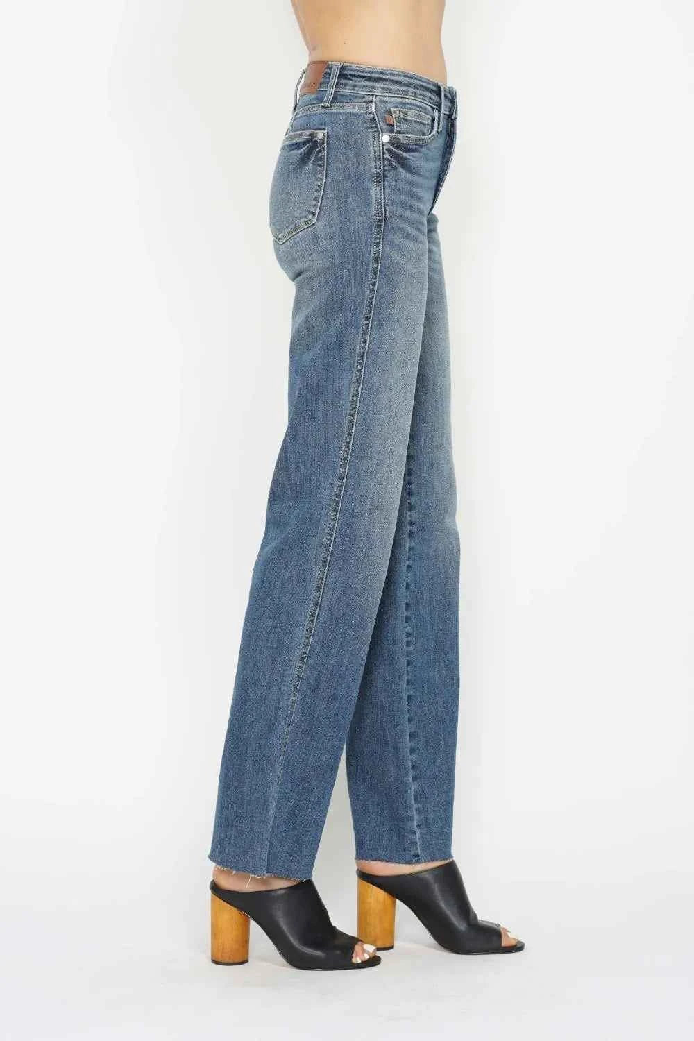 Judy Blue Full Size Tummy Control Straight Jeans 047a2f4b-fcf1-4045-82c4-b8756bddf0ba-Max