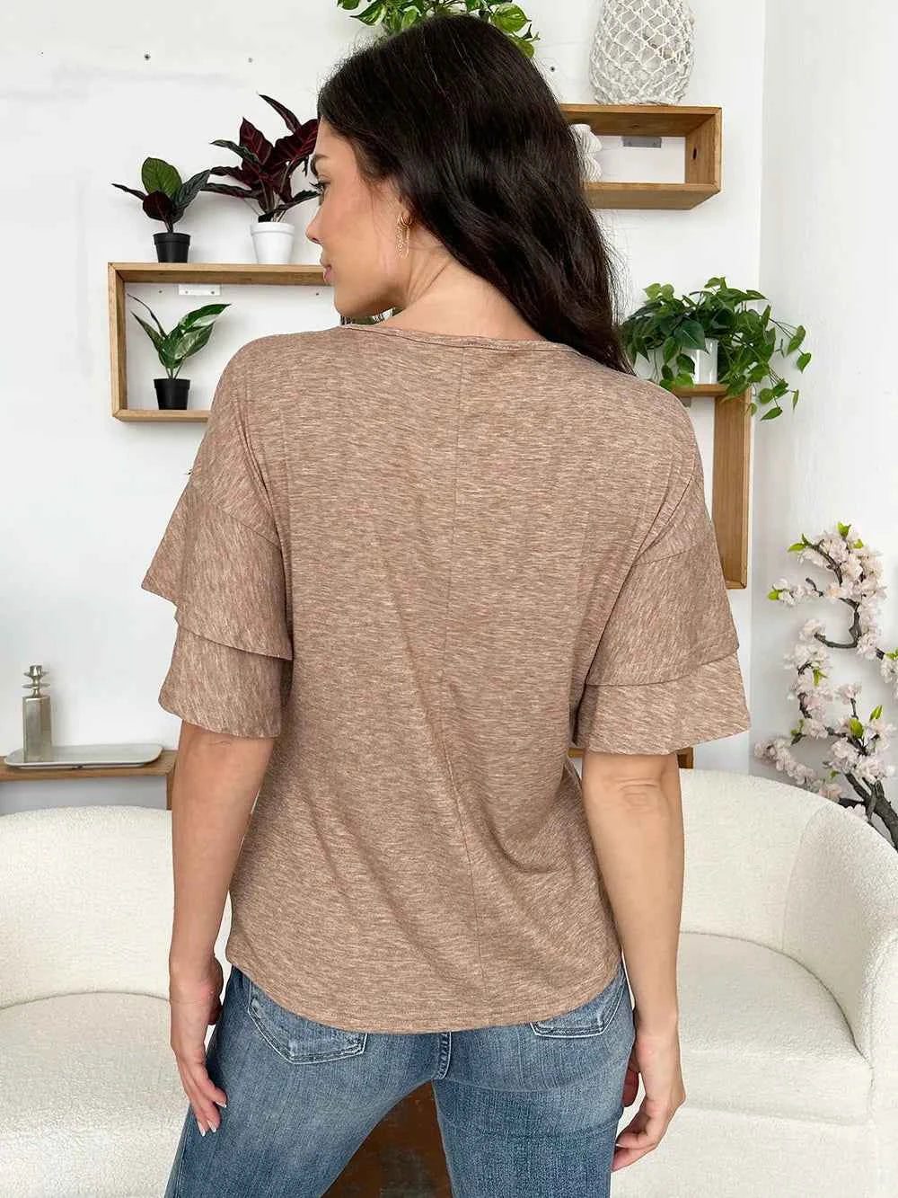 V-Neck Half Sleeve Blouse 0483ff8c-714a-45b5-ae76-a125e2f5efe5-Max