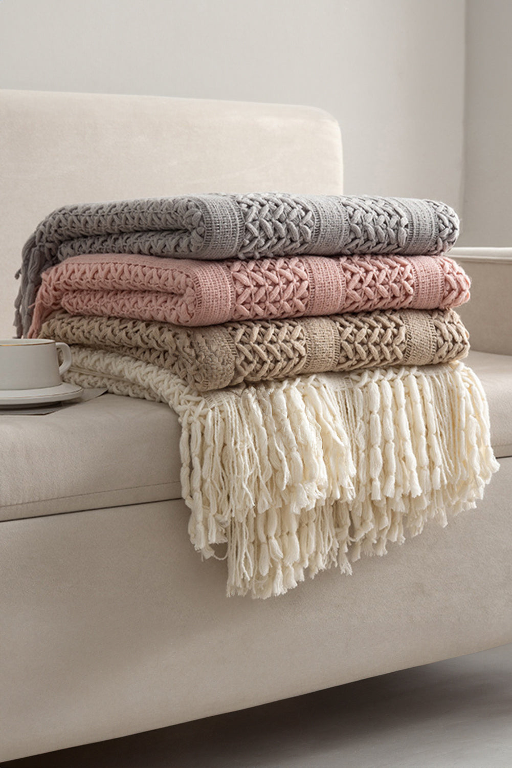 Dusty Pink Hollow Sofa Blanket with Tassel 04adea913d66f1e2