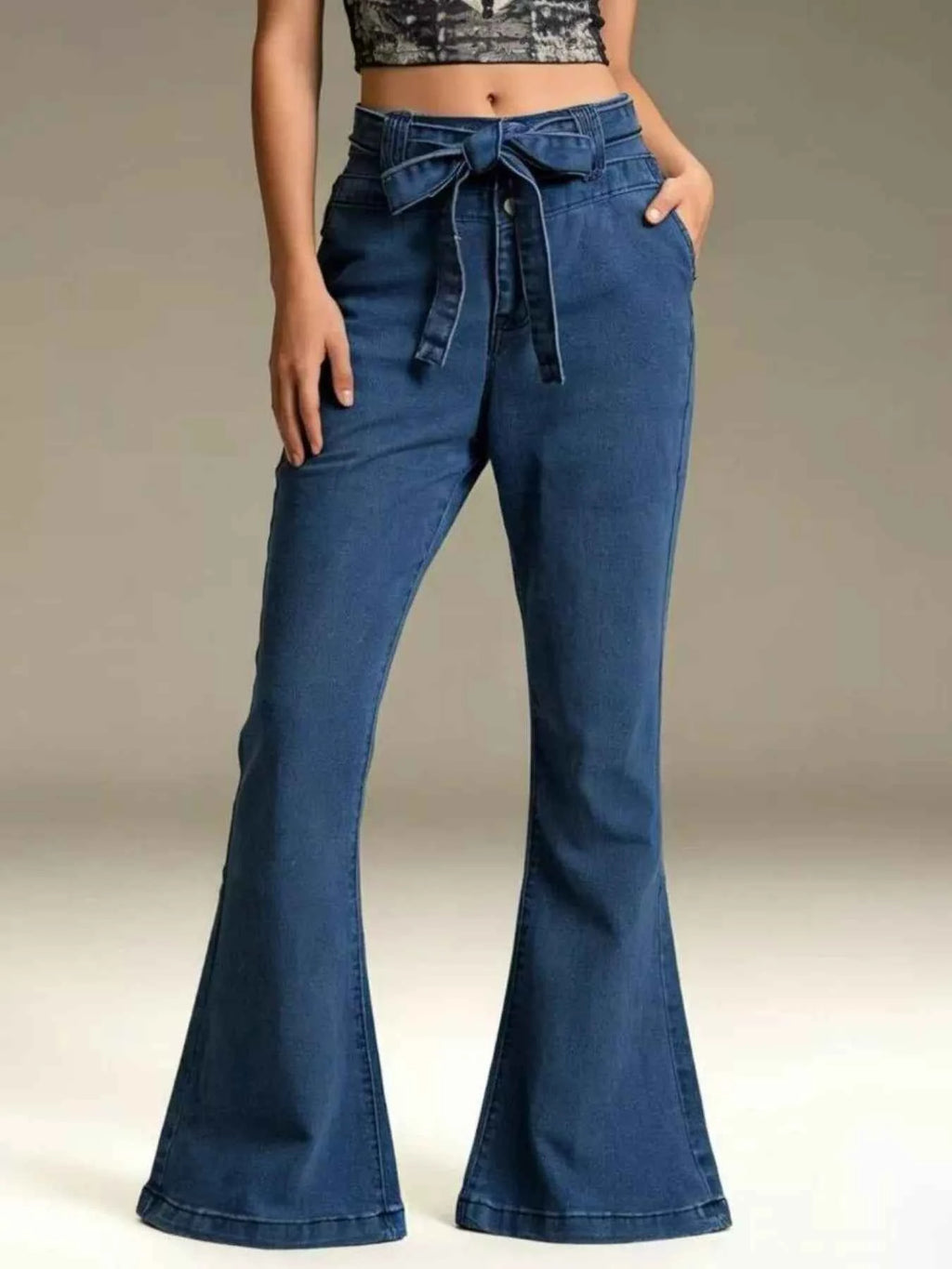 Bow-Tie High-Waisted Flare Jeans 04d2157f-70d1-4ecf-91ed-502395e7a383-Max-Origin