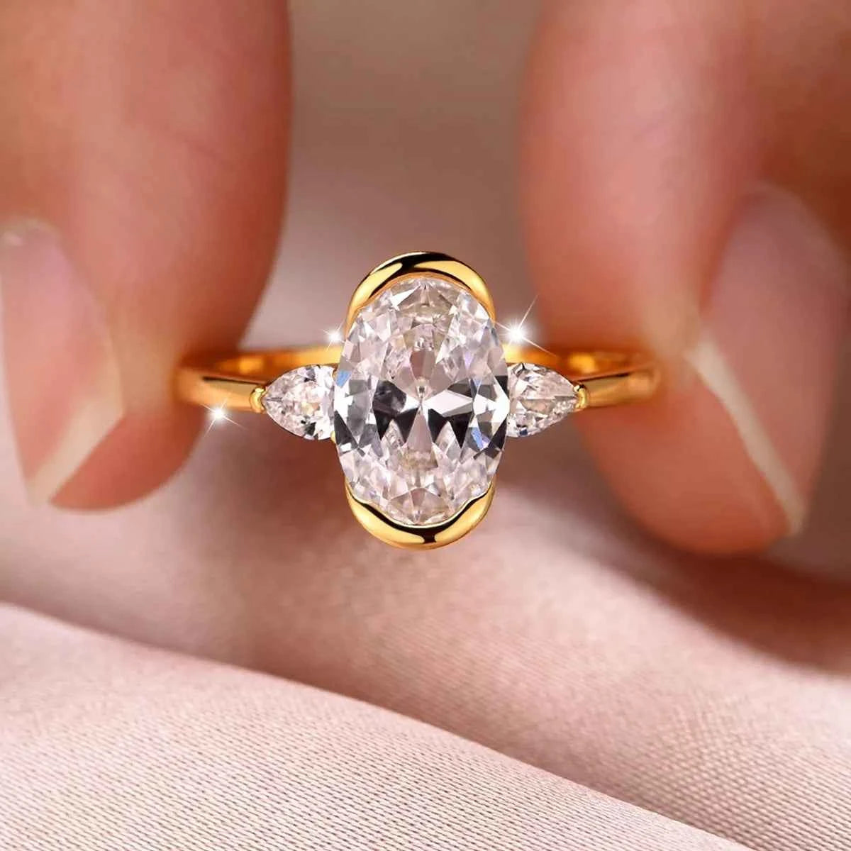 2.5 Carat Moissanite 925 Sterling Silver Ring 04d5d0ab-2533-42d6-acf1-822c6d554191-Max-Origin