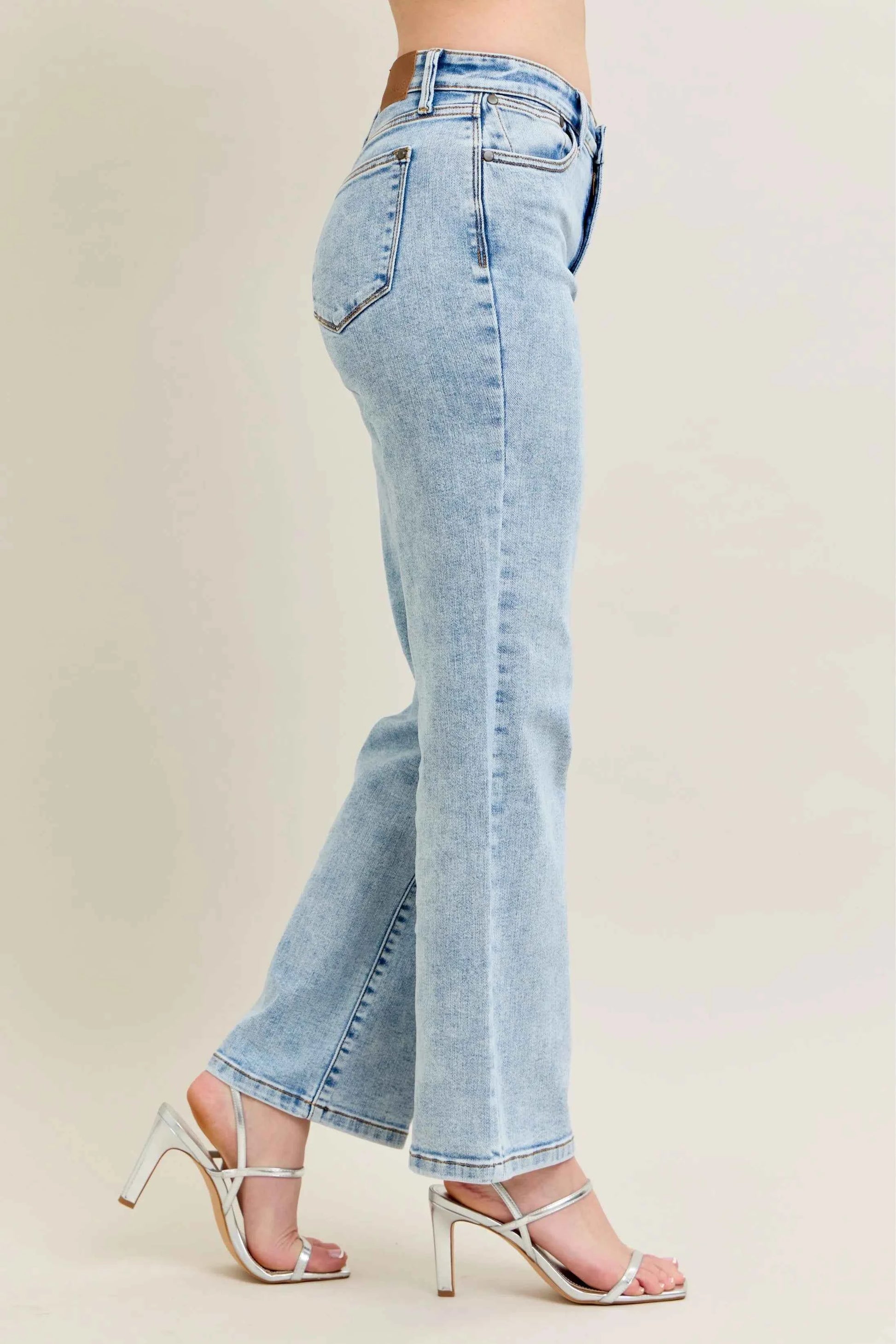 Judy Blue Full Size High Waist Stone Wash Straight Jeans Plus Size 0511191930bc46808fd133346f3652cb-Max-Origin