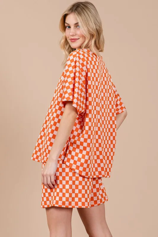 Ces Femme Checkered Round Neck Top and Shorts Set 0511924e-b45a-4206-b7db-8598781c35f4-Max