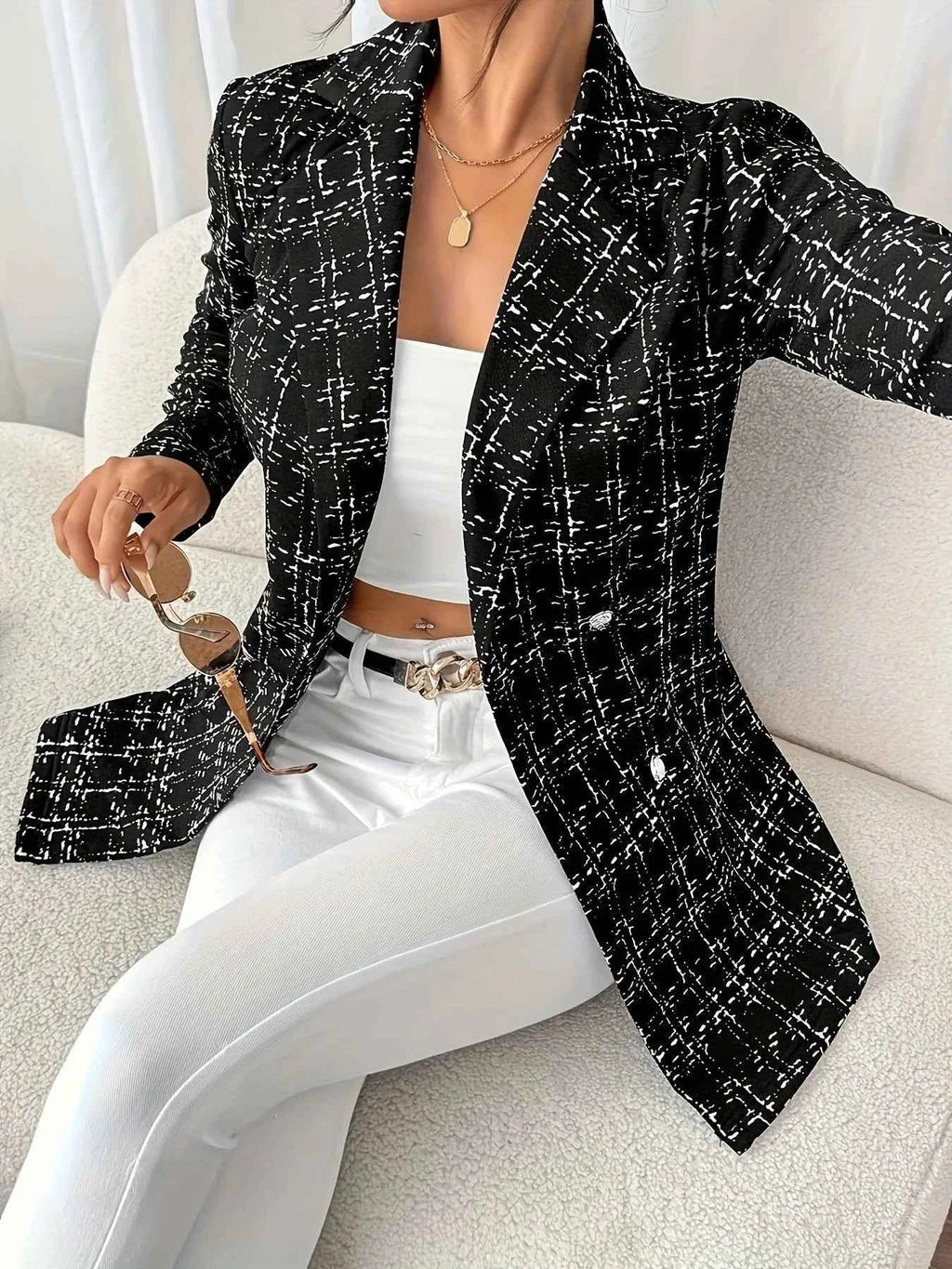 Tweed Double-Breasted Blazer 051befa9e6c3431ca1f54761c37387e7-Max-Origin