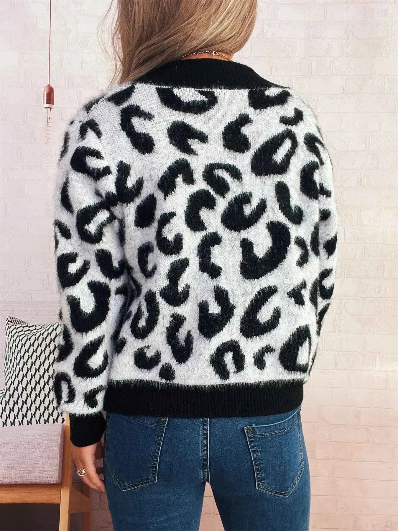 Leopard Fuzzy Button Up Cardigan 054b0cfc76c0454a86f9c4e7e717a08a-Max-Origin