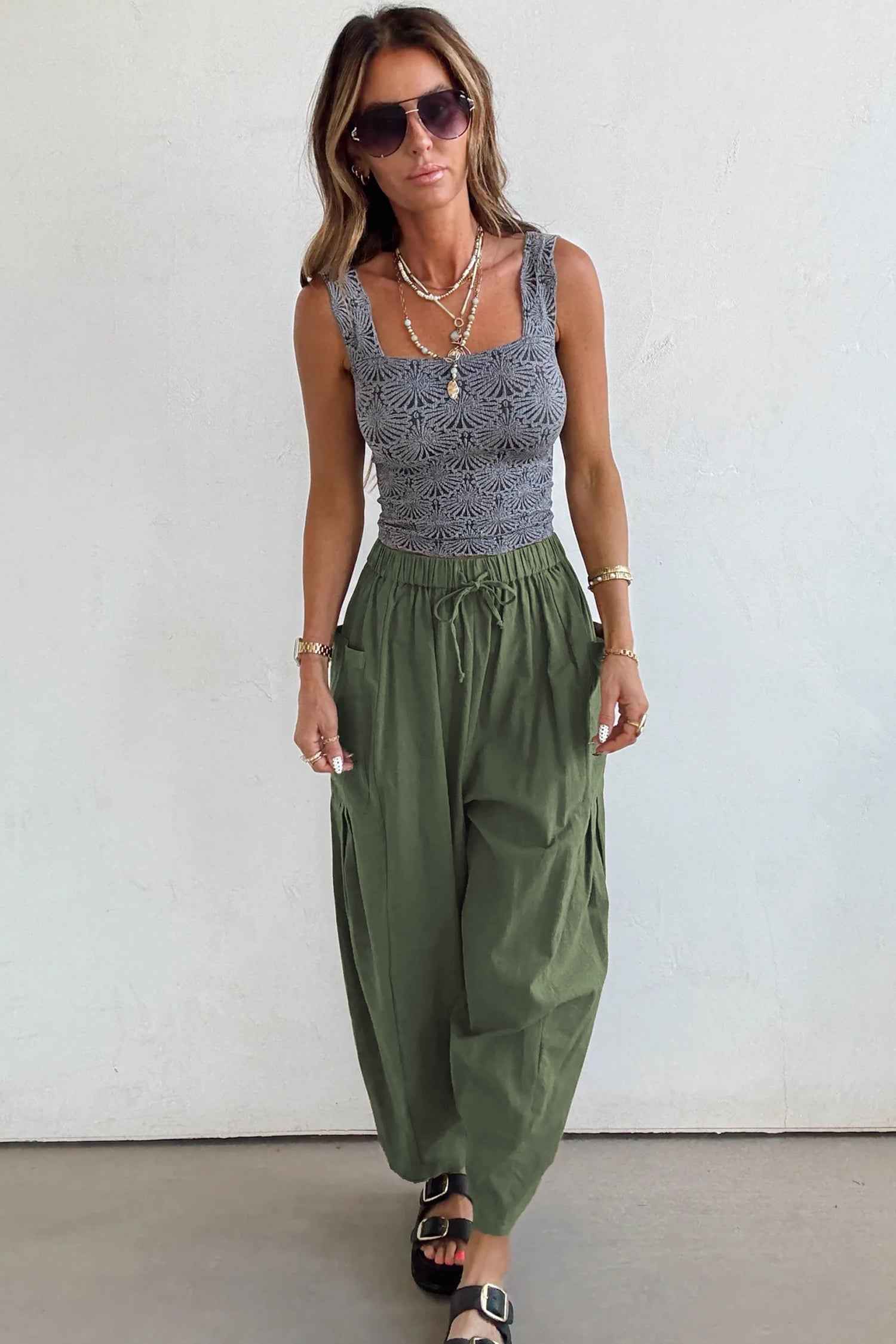 Jungle Green Drawstring Elastic Waist Patch Pocket Barrel Leg Casual Pants 05505ec667eb7e12