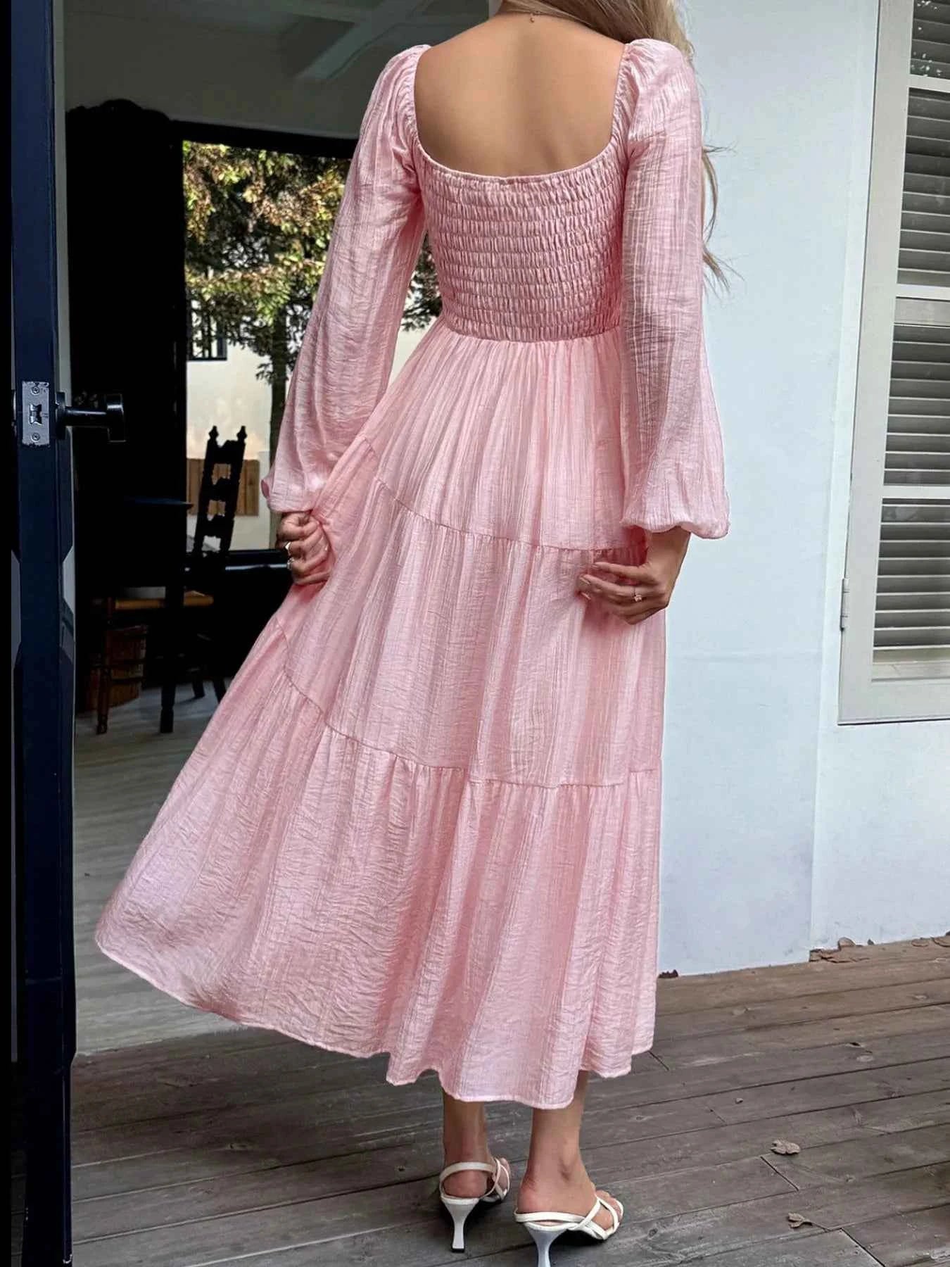 Tiered Balloon Sleeve Midi Dress 0576b6c5-5a01-4919-a7e2-a2ff69a5c4b6-Max-Origin