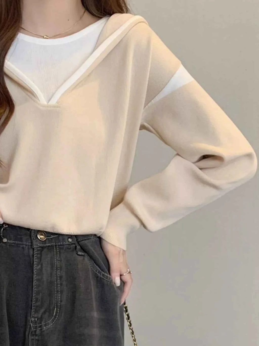 Contrast Trim Hooded Sweater 05ba8b94-6f42-4348-bcd8-37973f298c22-Max-Origin