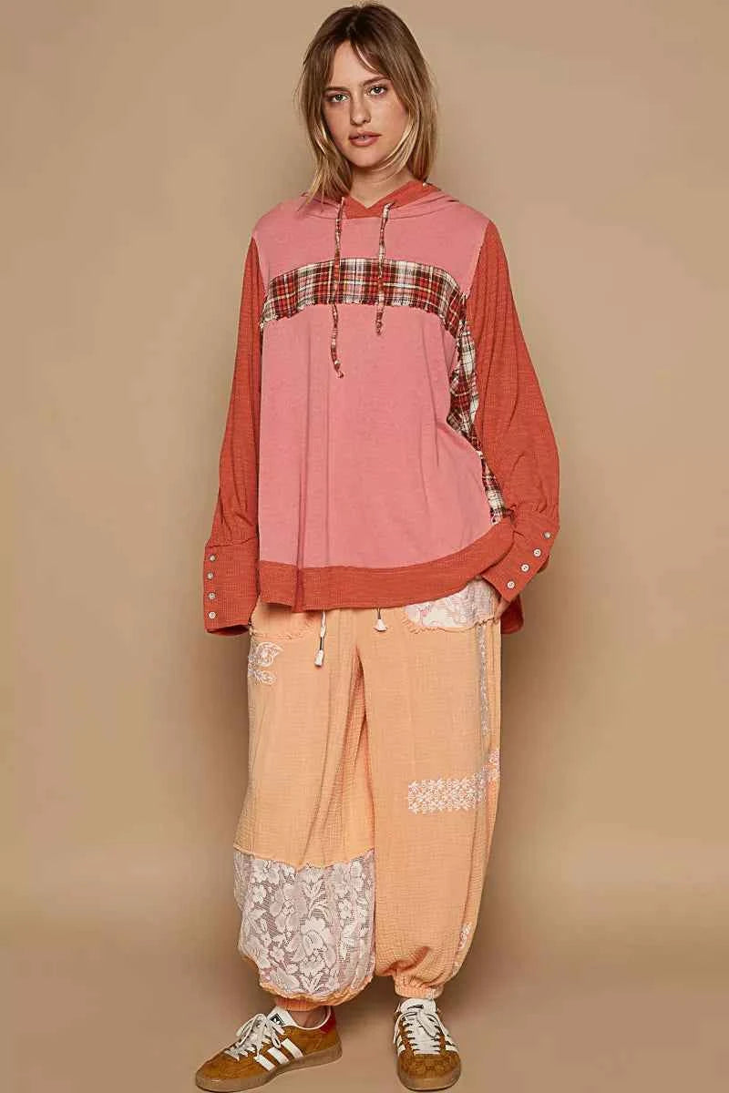 POL Oversized Drawstring Long Sleeve Hoodie with Plaid Detail 05c64920-aa9c-4531-9ea0-6dd2ae68e65e-Max-Origin
