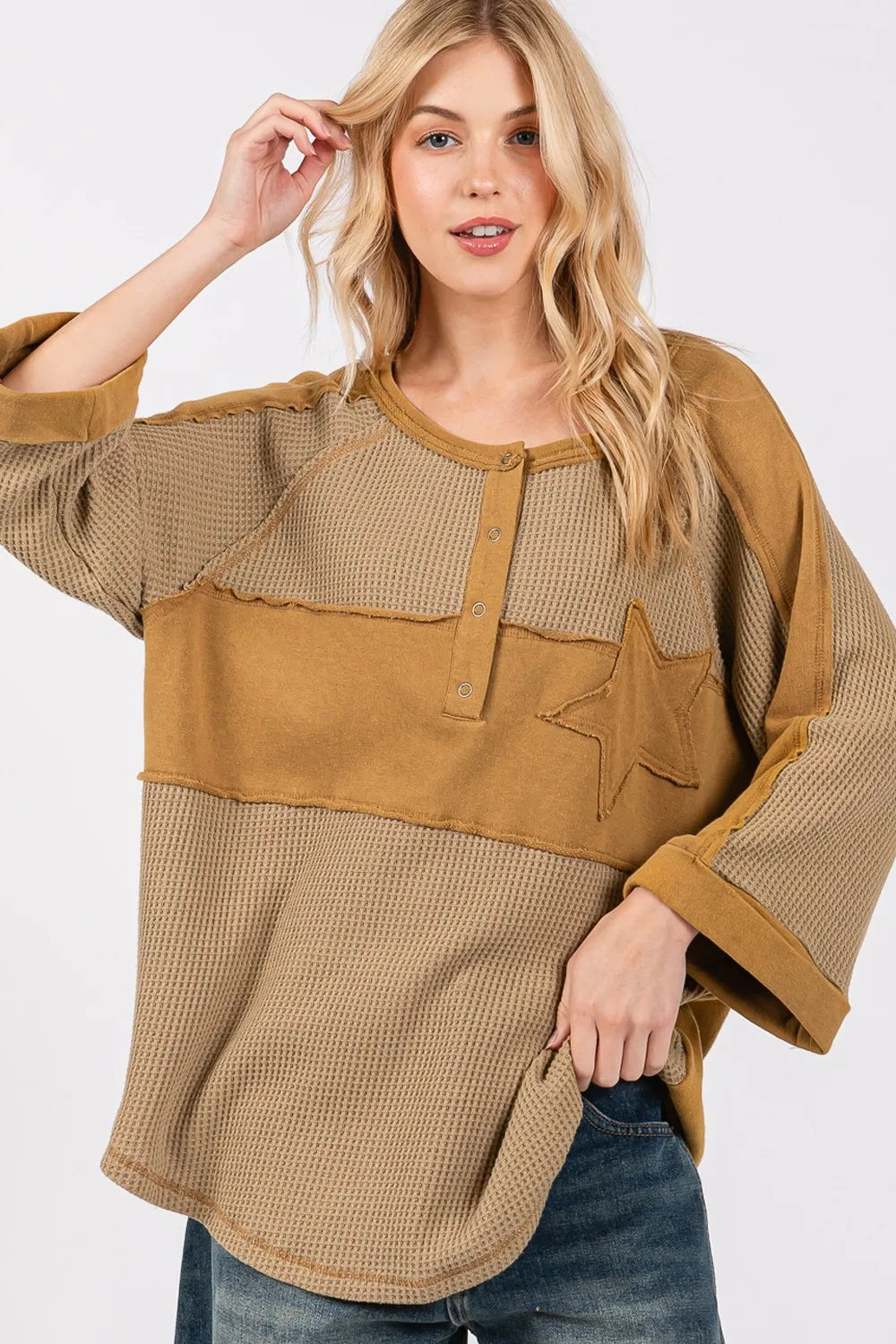 SAGE + FIG Star Applique Patch Exposed Seam Waffle Knit Top 05dee8f4-e682-4081-a6c2-621df546ed28-Max