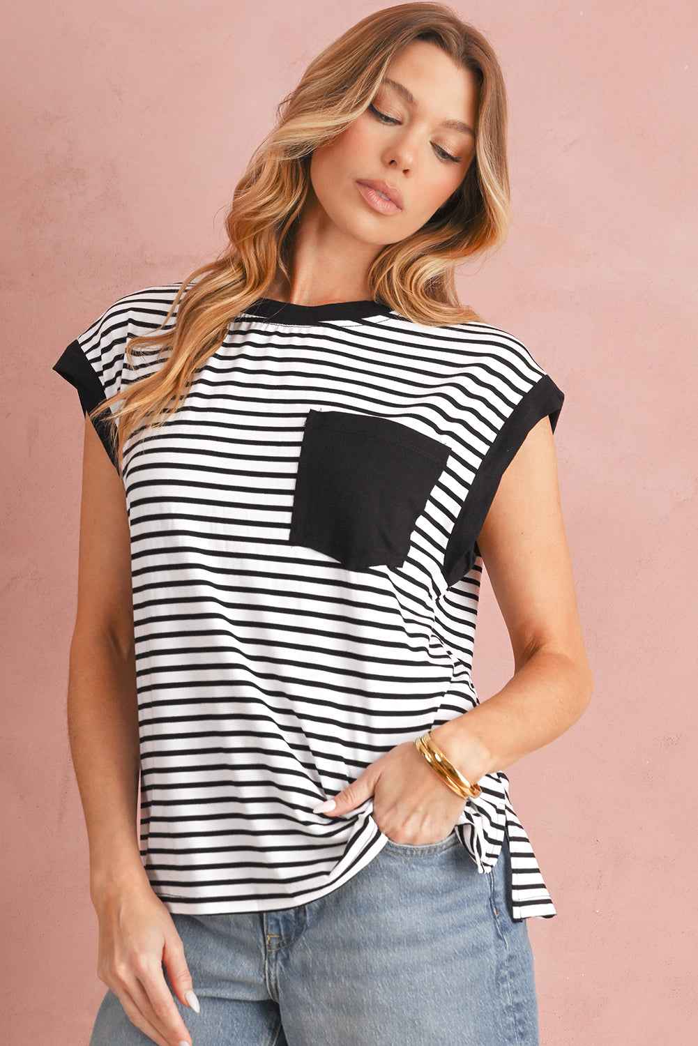 Red Stripe Chest Pocket Patch Round Neck Sleeveless Tee 068c2622717dbbc0