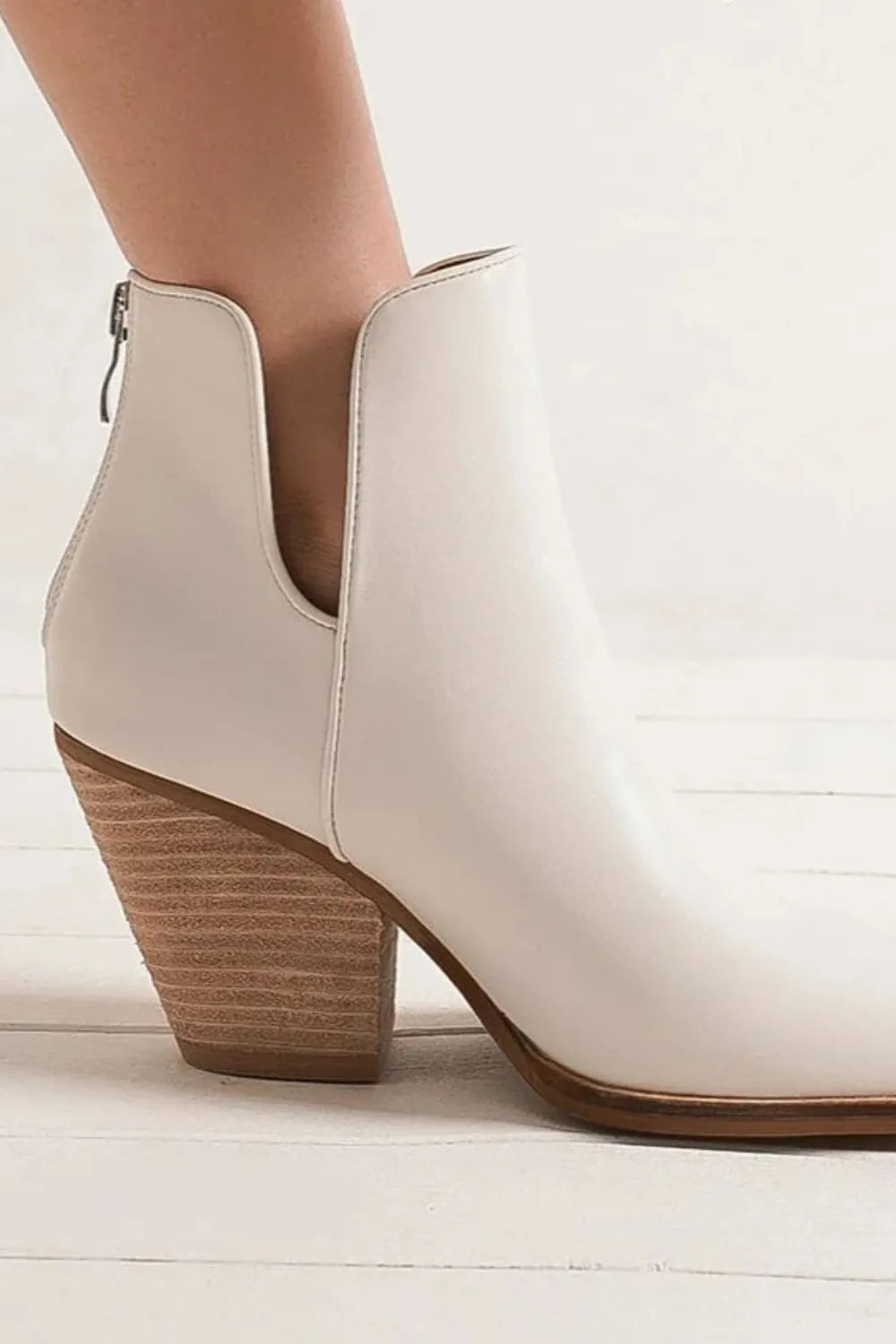 Beast Fashion Pointed Metal-Tip Toe Block Heel Ankle Boots 06e20565-6085-4505-9b3c-7b2f292ba745-Max