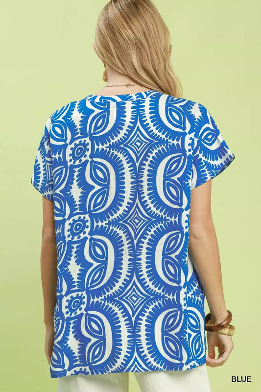 Geometric Print V-Neck Short Sleeve Top 06ef1e5f-d887-46af-8709-e32fc3cd85af-Max-Origin
