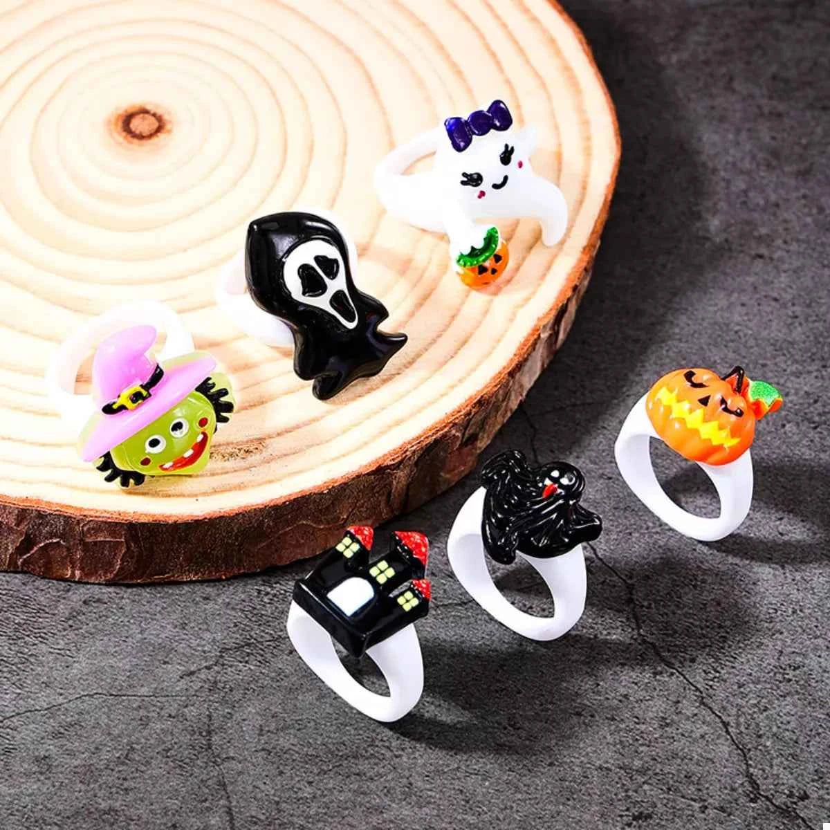 6 Piece Halloween Themed Rings Black onesize 0712a020-46f0-4186-b295-79014639b1a3-Max-Origin