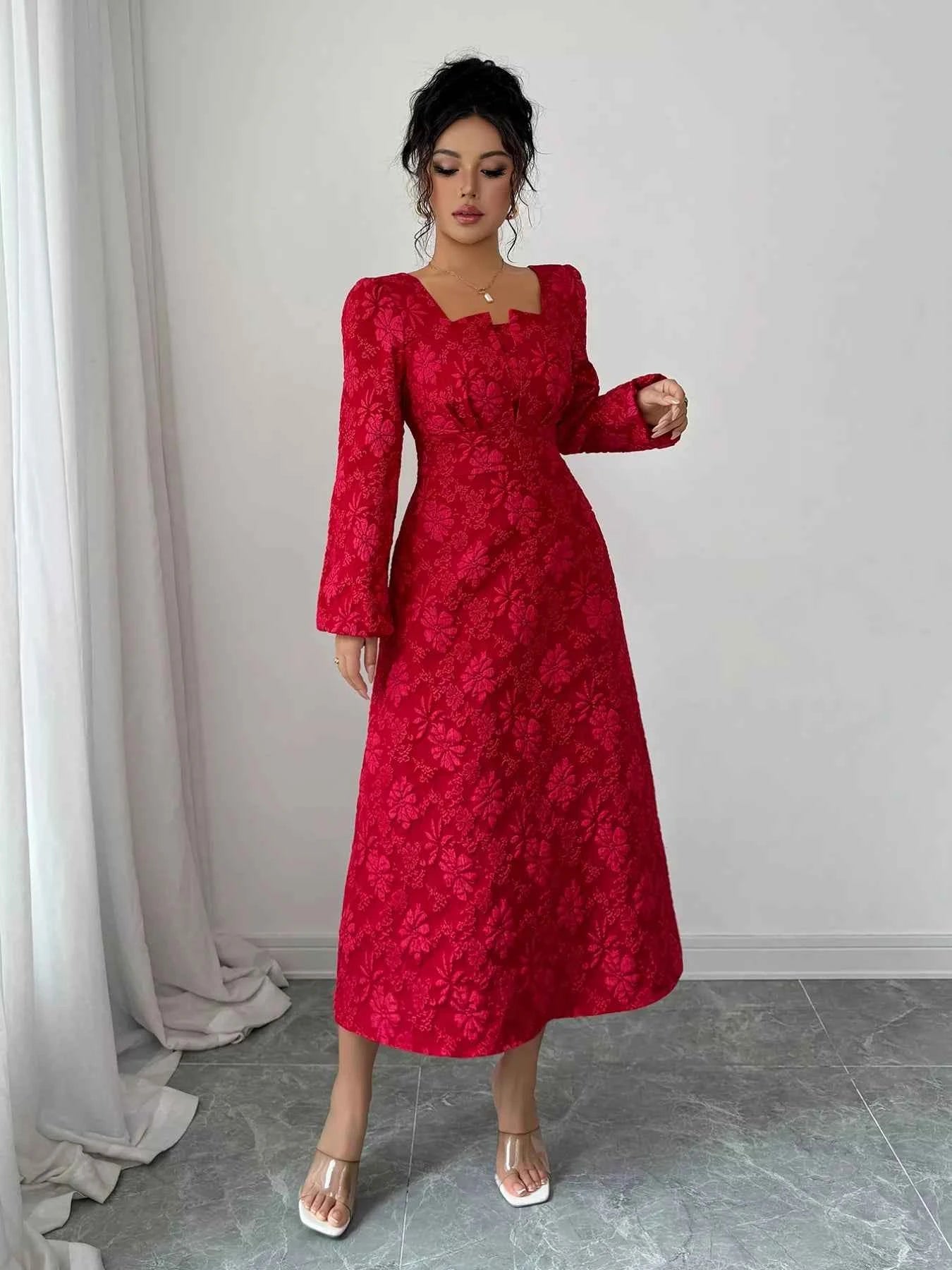 Floral Balloon Sleeve Midi Dress 07c0e428-6887-4b73-be39-131655334d6f-Max-Origin