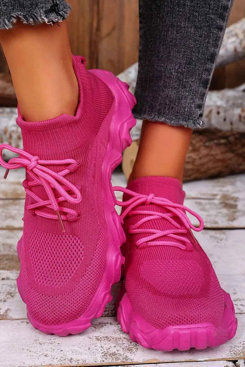 Mesh Lace-Up Round Toe Athletic Cerise 07faff2e-51d0-4b32-9623-bd2a1df415b4-Max