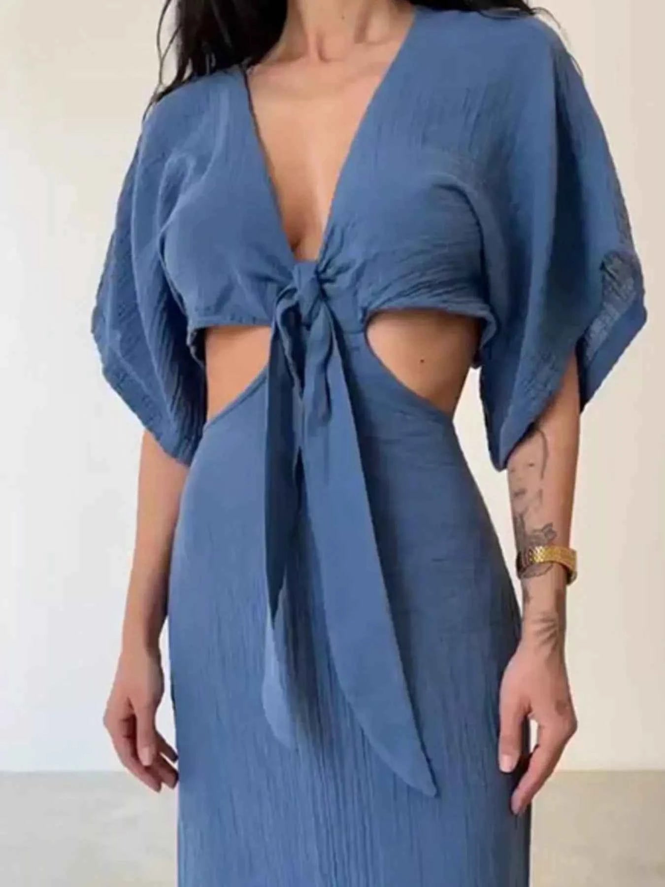 Tie Front Cutout Maxi Dress 081a5bdd-d61d-4bd0-8f99-d1347a81be20-Max-Origin