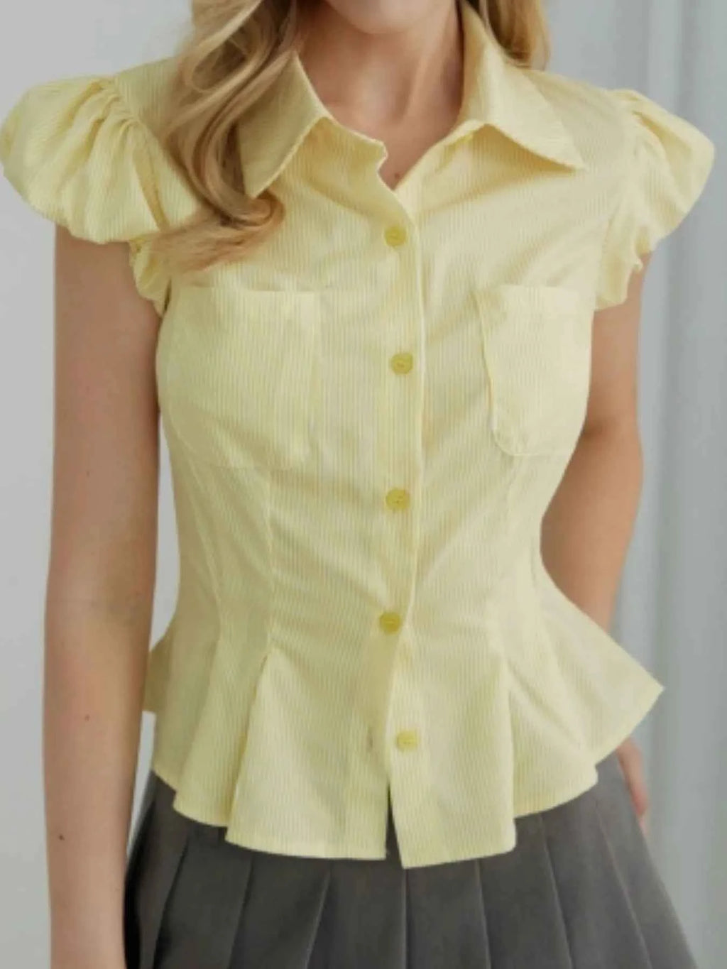 Striped Puff Sleeve Button-Up Shirt 08300a5d-8358-452b-863e-04bc68562312-Max-Origin