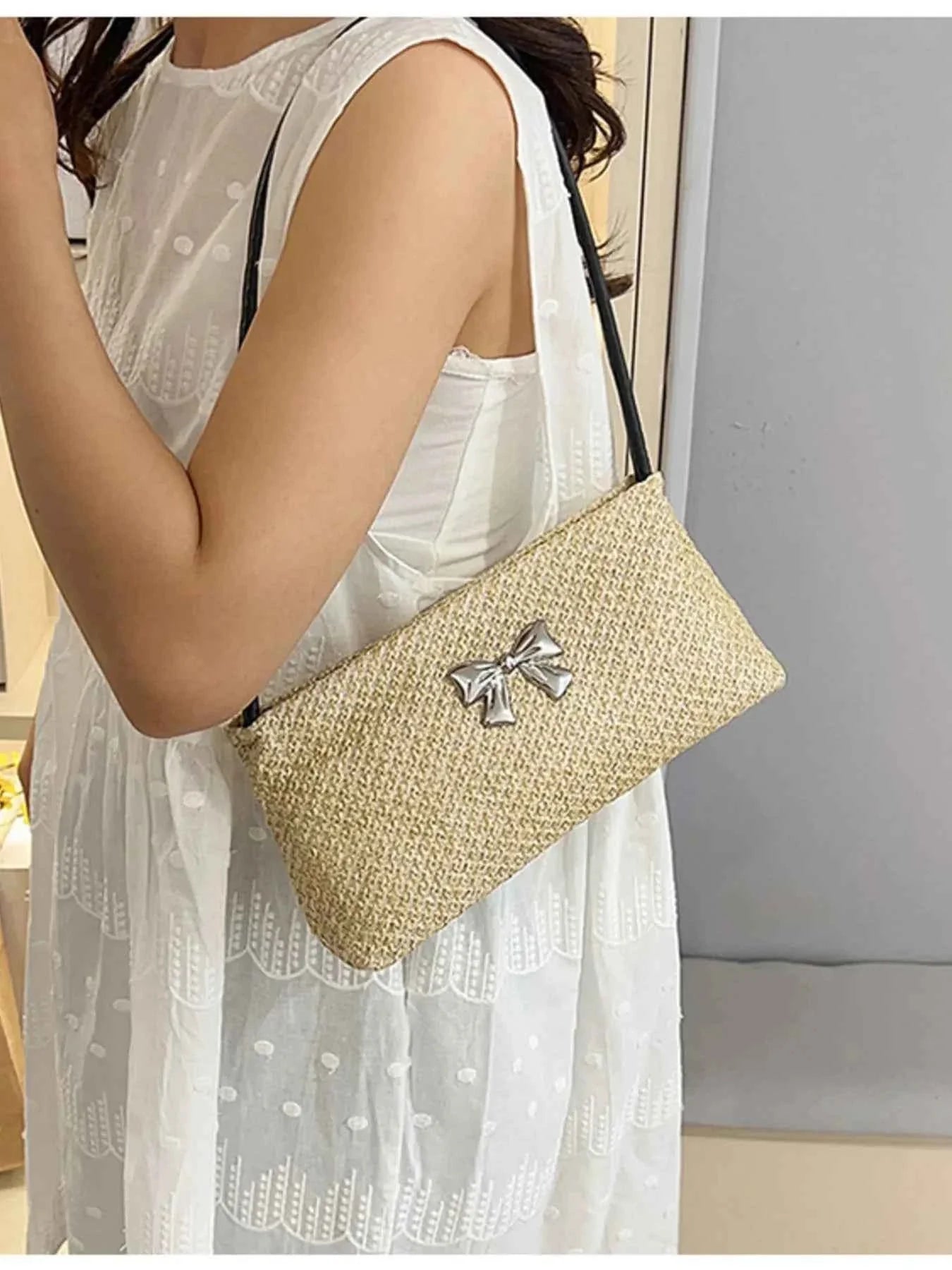 Woven Straw Shoulder Bag with Bow Detail 0842747181ad4b8b8c5f66c56f251492-Max-Origin