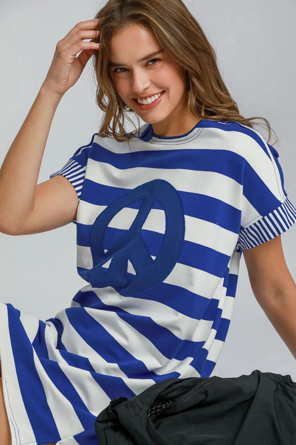 Umgee Peace Applique Striped Short Sleeve Mini Dress 0867fb16-f271-4cfd-94de-40bf021085b6-Max