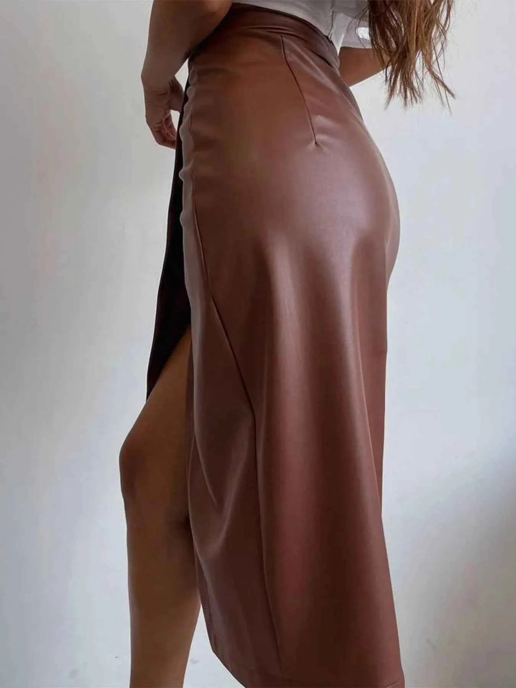 Slit Leather Midi Skirt 0872a3904fe3449b8bb1cb65fc5a375c-Max-Origin