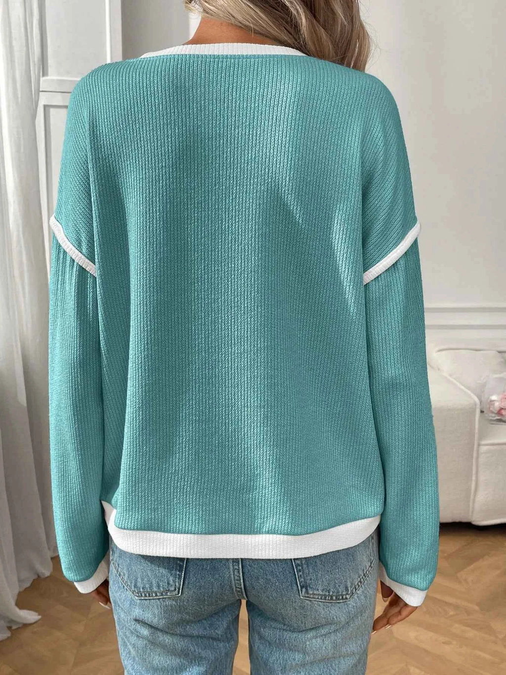 Ribbed Contrast Trim Long Sleeve Top 0893767f-5733-43f5-a663-cba06e4df677-Max-Origin