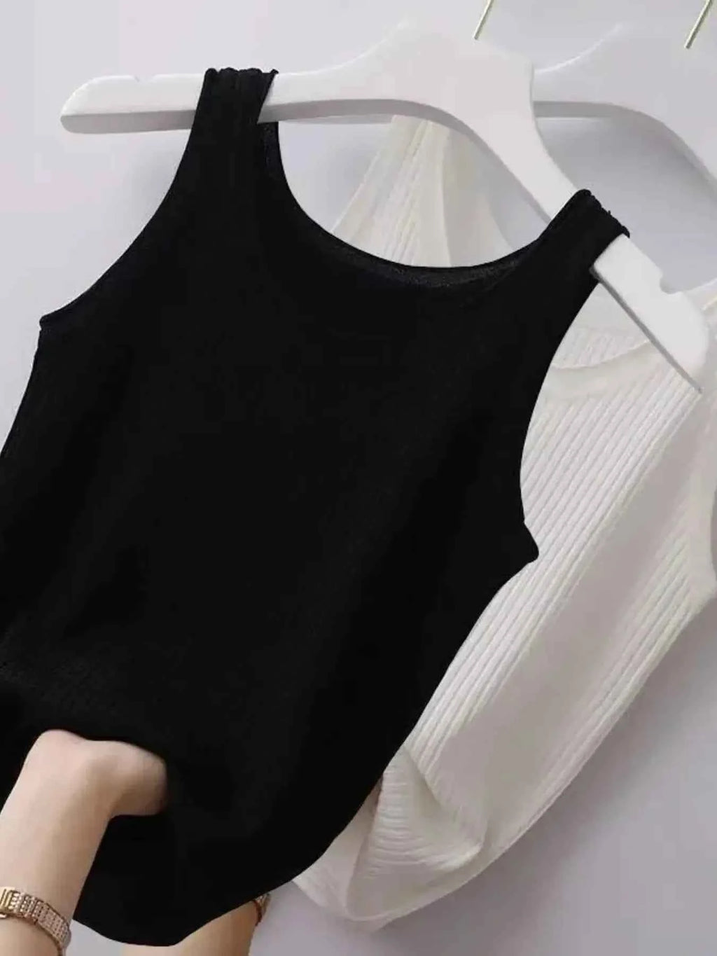 Plus Size Ribbed Knit Scoop Neck Tank Top 08f8cad22fa14df6bf68340b945c369c-Max-Origin