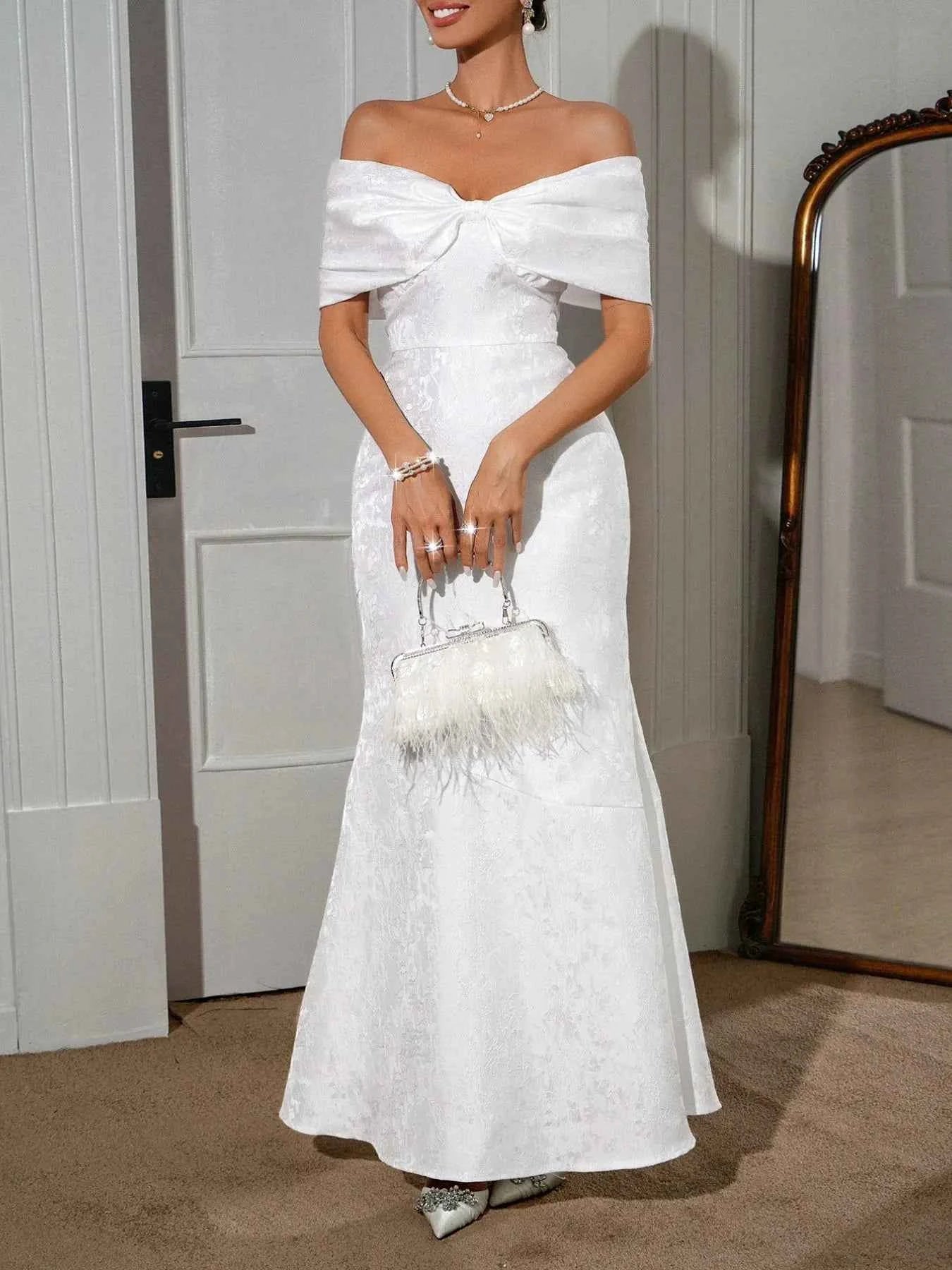 Bow Off-Shoulder Maxi Dress White 091f77d3-5cc9-4bc9-923b-5b9ccd89660d-Max-Origin