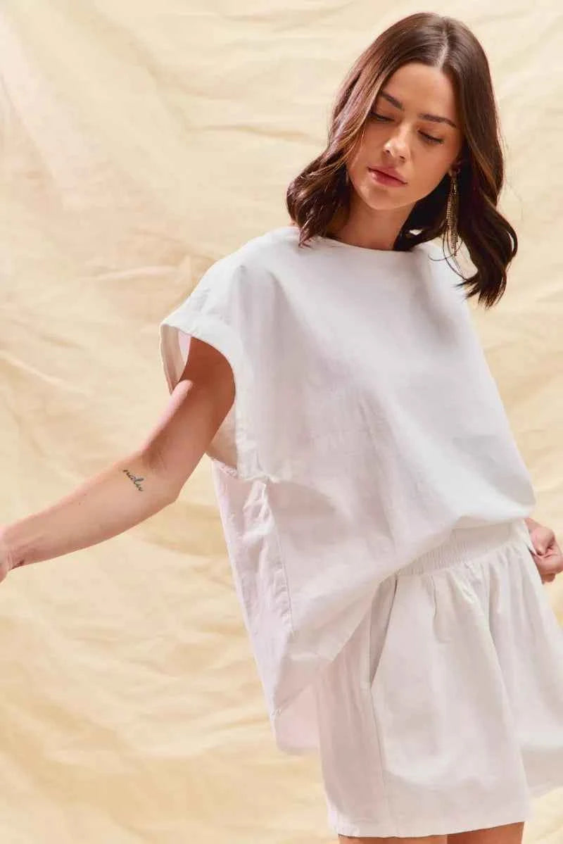 SO ME Round Neck Short Sleeve Top and Shorts Set 09212068-61e4-4d20-8a16-a560009bf37b-Max-Origin