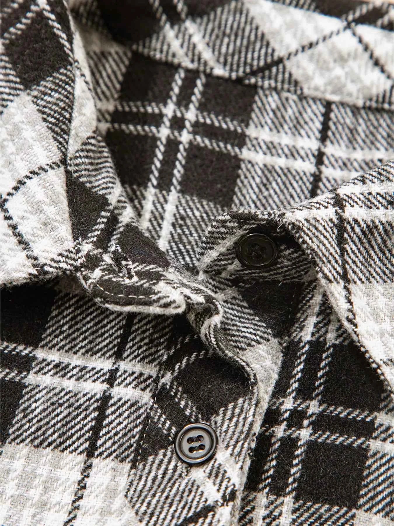 Plaid Print Chest Pockets Buttoned Shirt 092bd2cba64e47c5bc41ee4d17d82ca5-Max-Origin