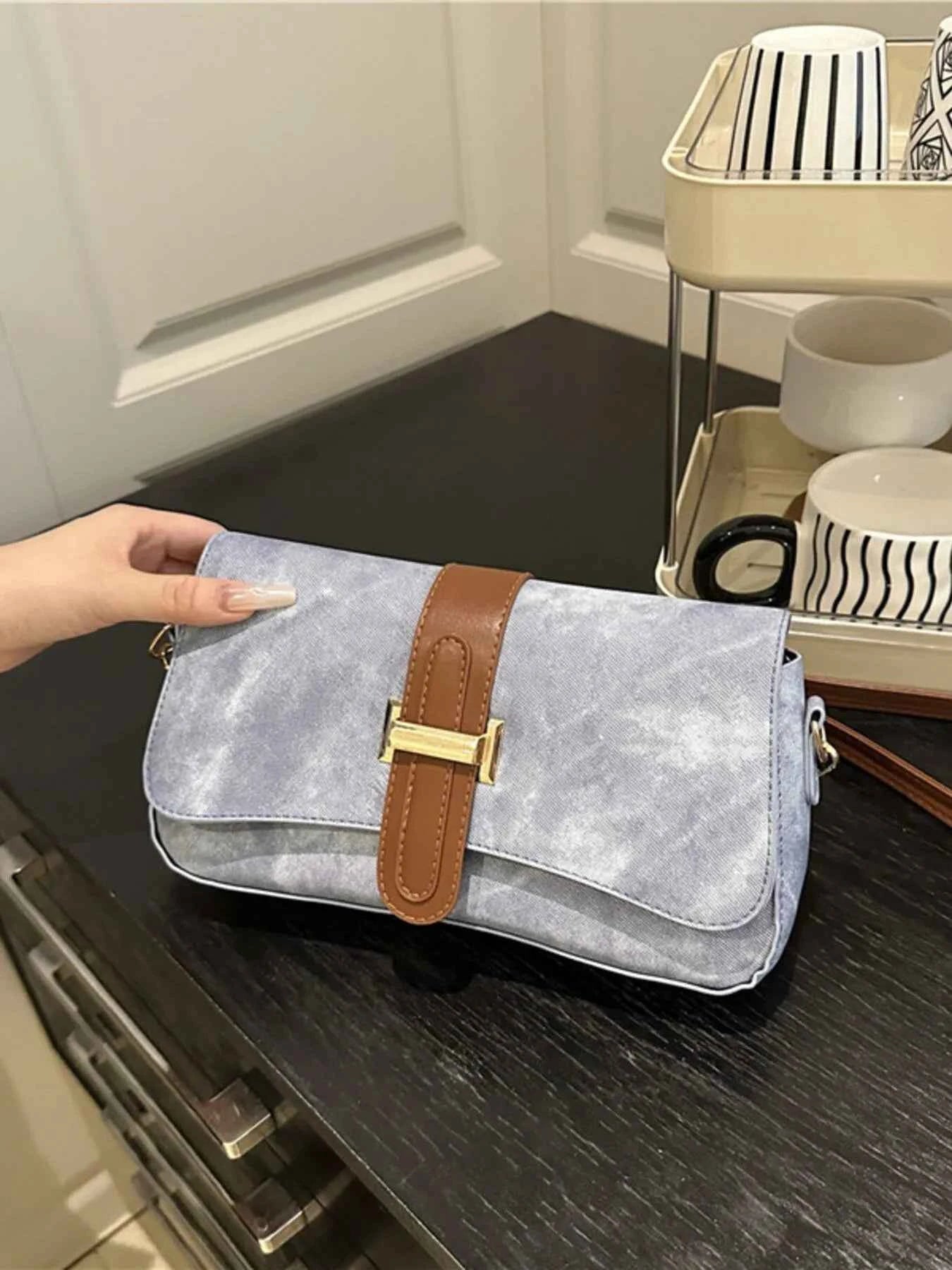 Leather Buckle Strap Crossbody Bag Blue One Size 0934eef5-f20d-40fd-aa5b-1d3536dcc961-Max-Origin