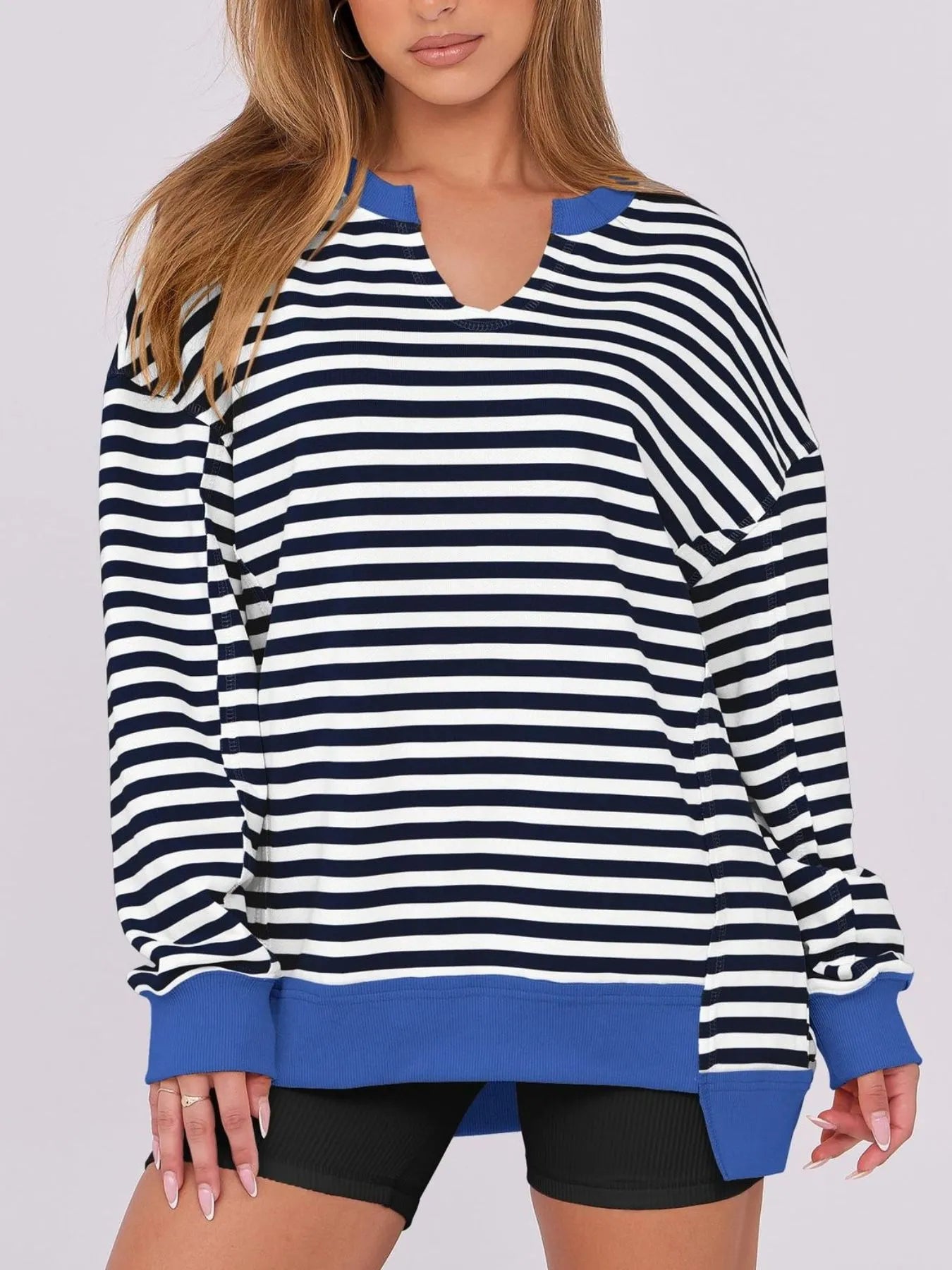 Notched Long Sleeve Oversized Sweatshirt 0962ceff-91e2-4292-93f1-2a6c1c490cc4-Max-Origin