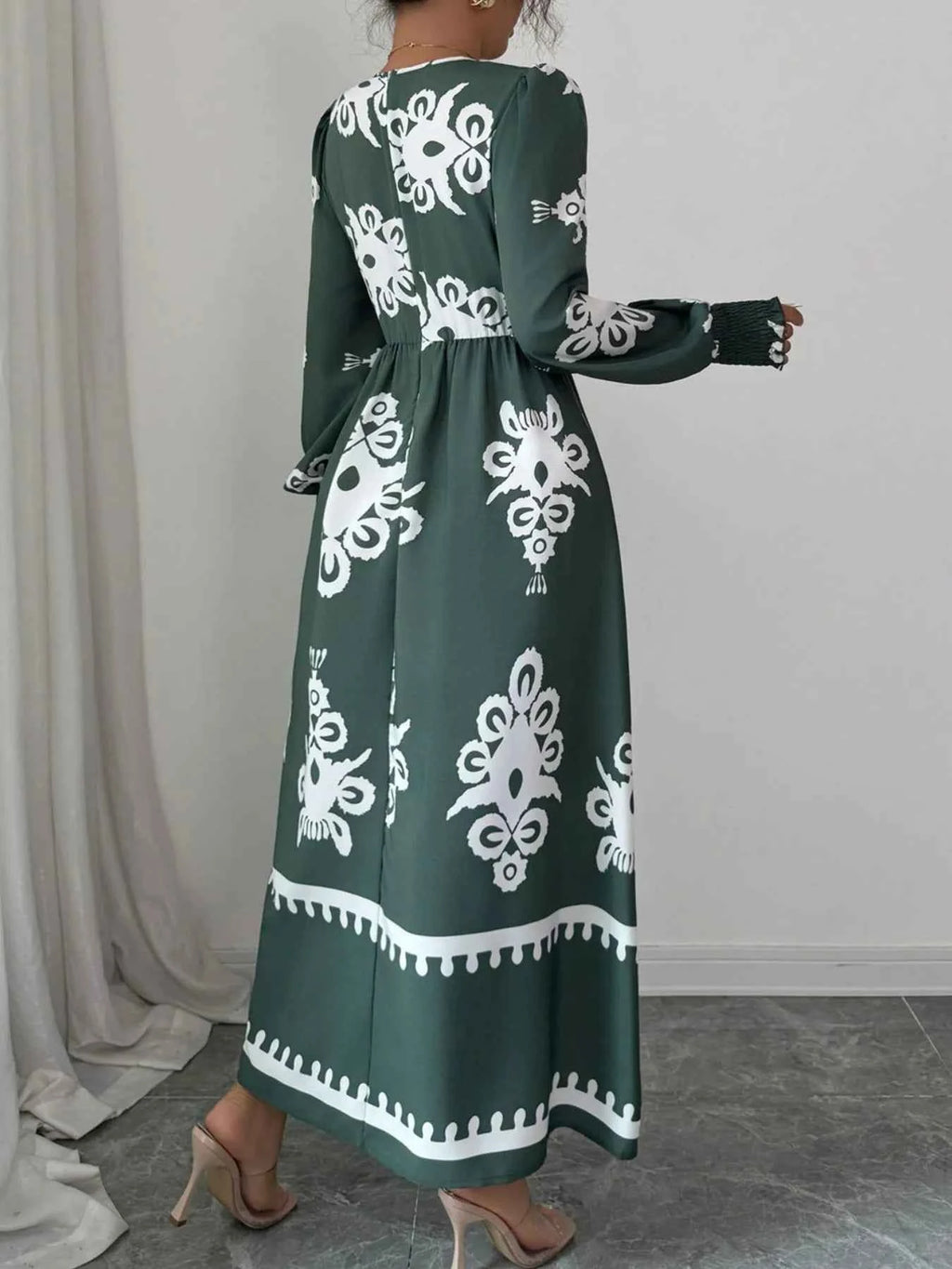 Printed Surplice Lantern Sleeve Dress 09749582-a063-4350-ba17-ae0f45194e80-Max-Origin