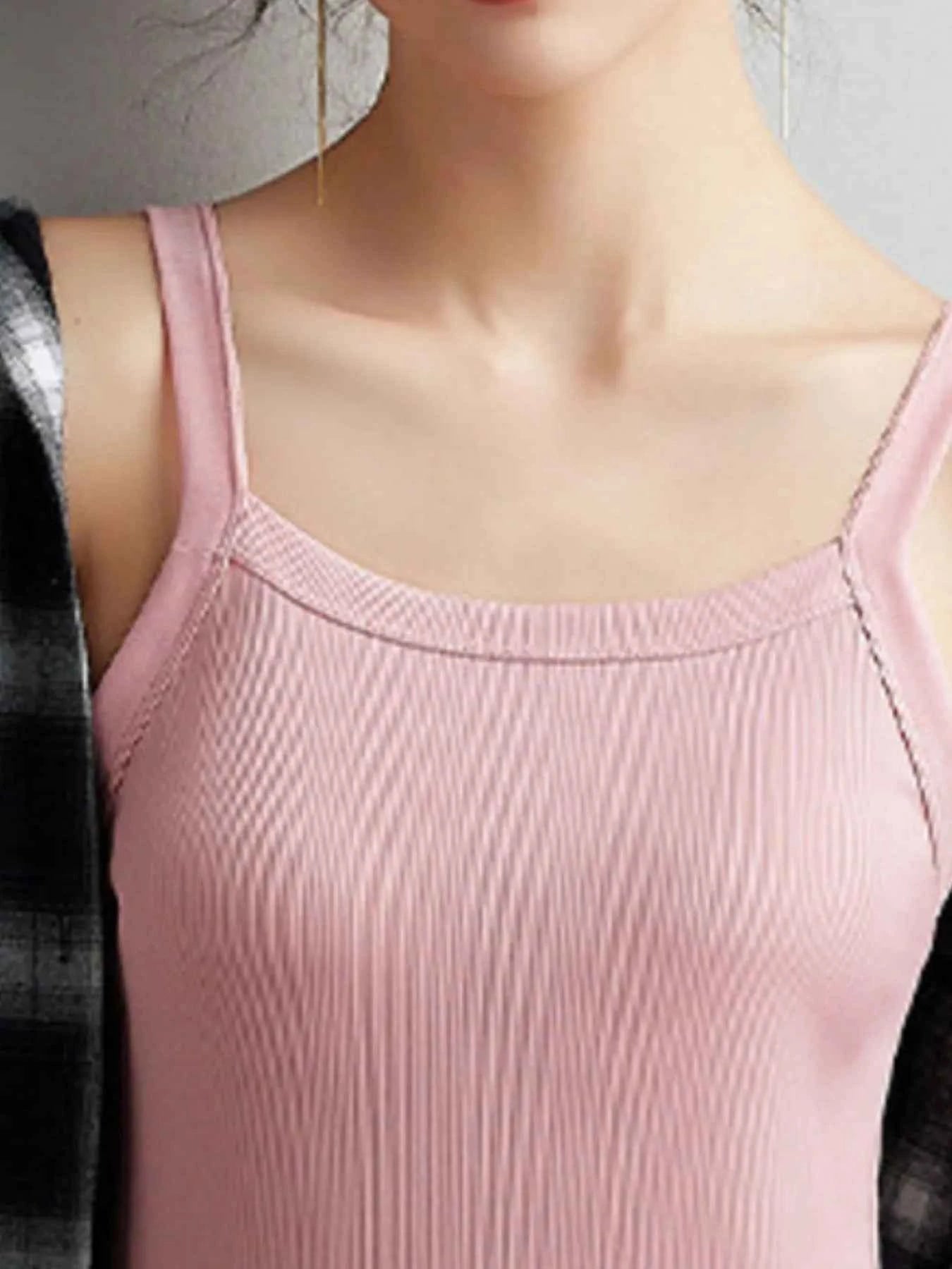 Plus Size Scoop Neck Tank Top 09759653-2c19-4b71-a78a-651bfc1e3ce1-Max-Origin