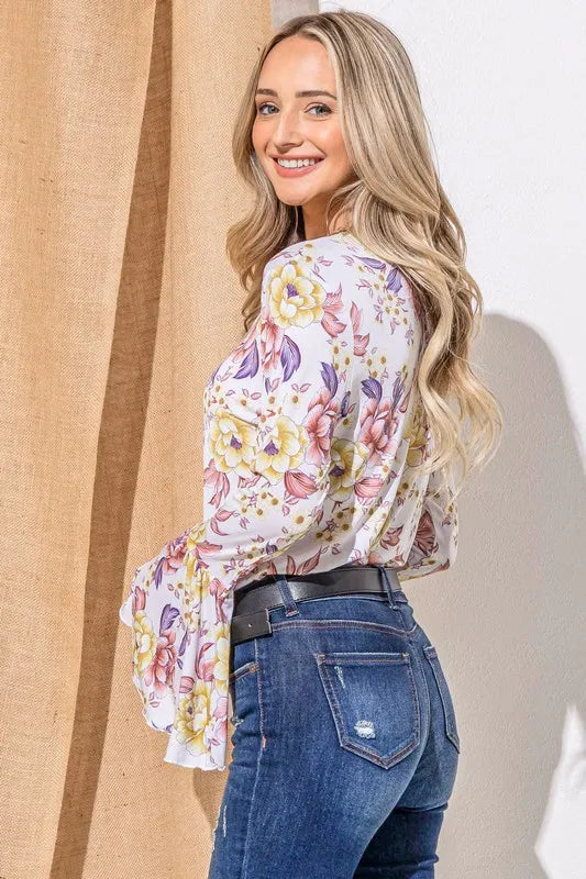 Floral Printed Bell Sleeve Casual Top - Ruffled Boho Style 097f4efc1dd843cca6f4beee38190f10-Max-Origin