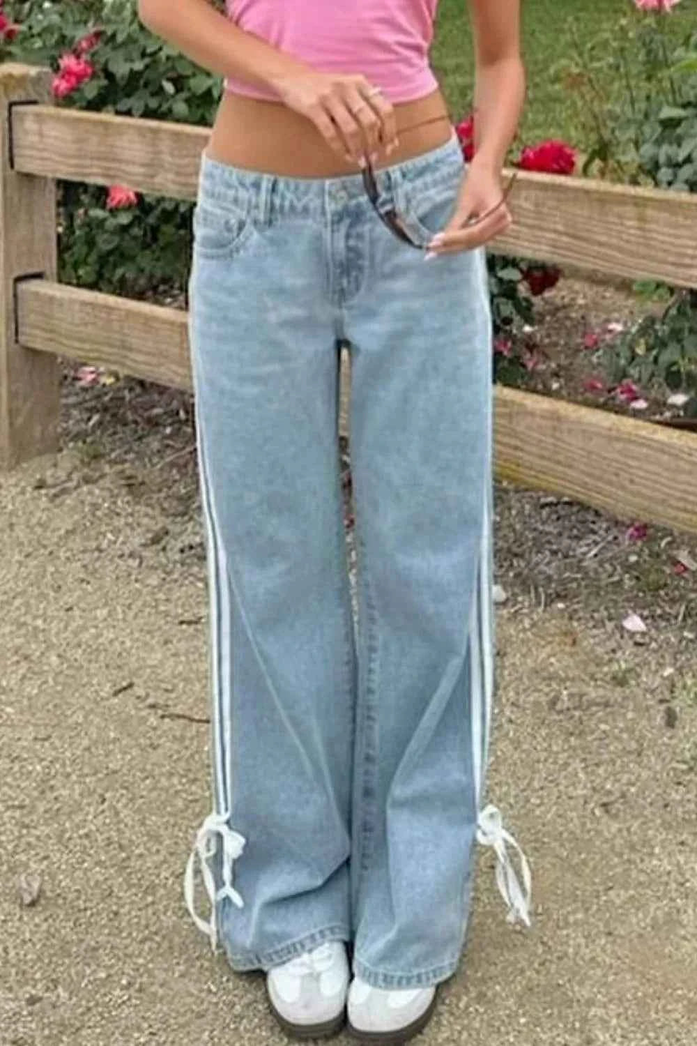 Side Striped Wide Leg Jeans 0a055c40-96fc-4886-8041-2c66eeb9b98d-Max