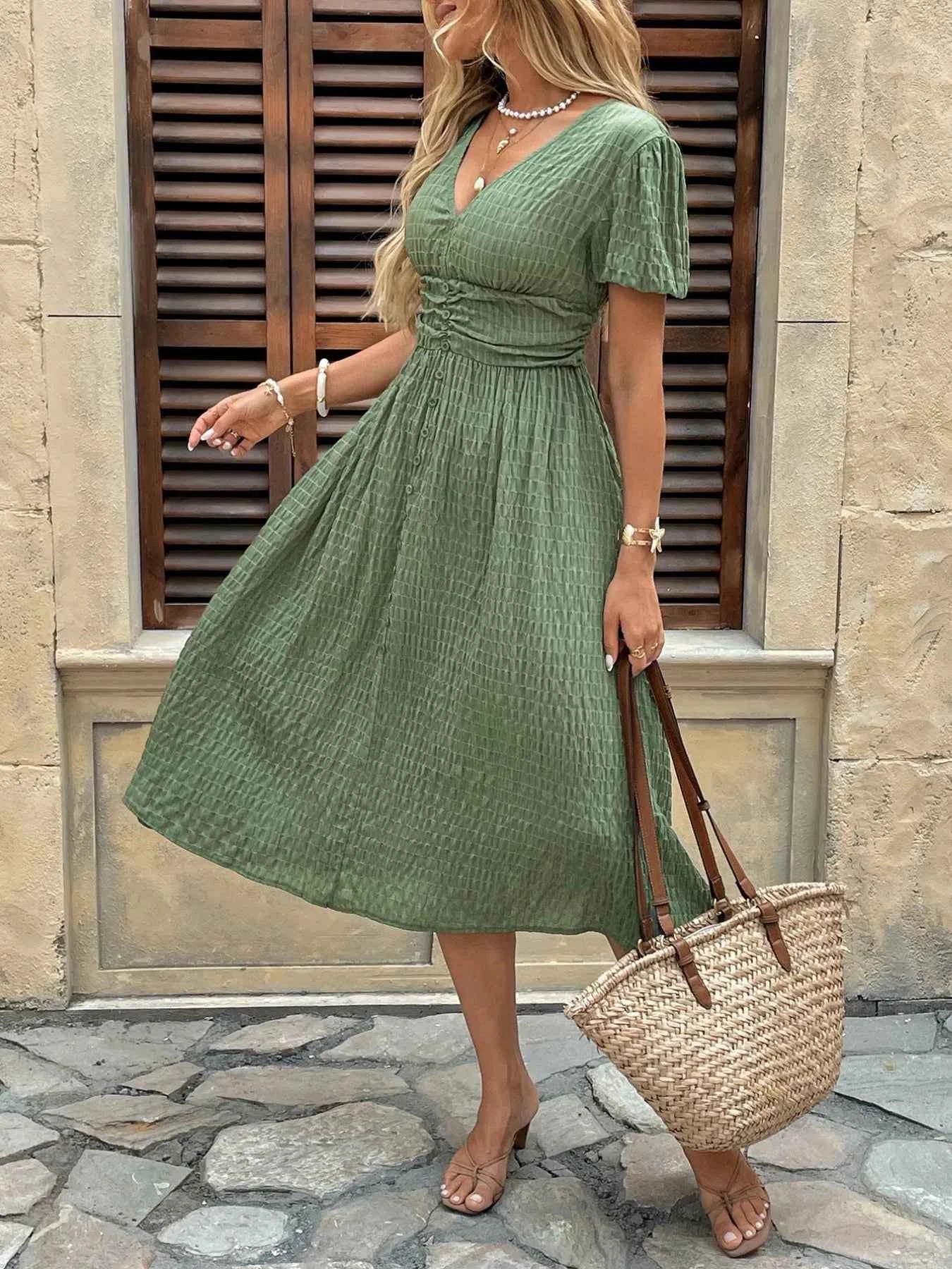 Textured V-Neck Short Sleeve Dress 0a0e45c3-f700-4ad4-a2db-570b0e2a97ee-Max-Origin