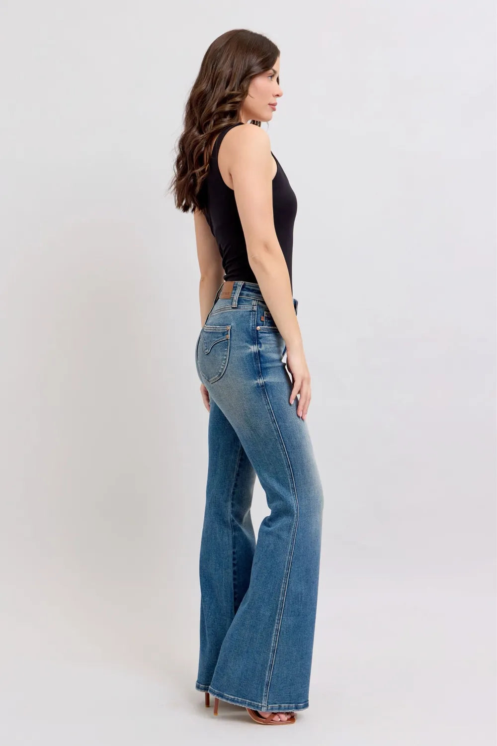 Judy Blue MR Tummy Control Vintage Wash Jeans 0a1b1ca2-5d1e-4aaa-a7e5-13fa8e64aba0-Max