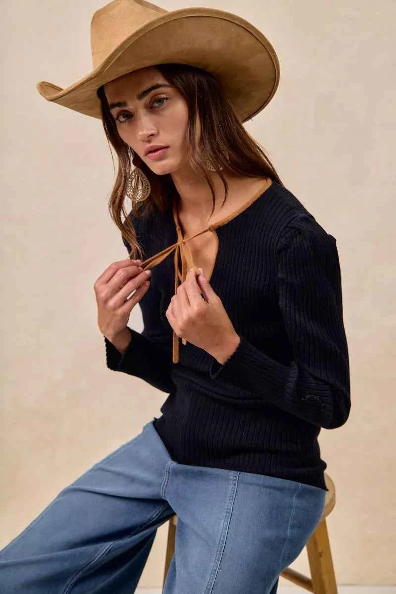 BiBi Ribbed Contrast Front Tied Top with Shrried 0a3d48eca17247d1a426f7e60b7ec557-Max-Origin